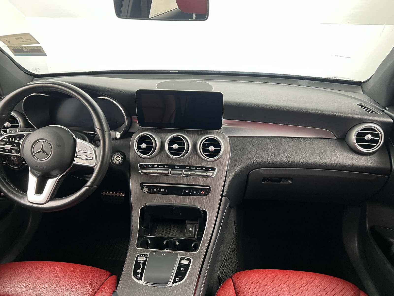 Thumbnail: 2020 Mercedes-Benz GLC - 2
