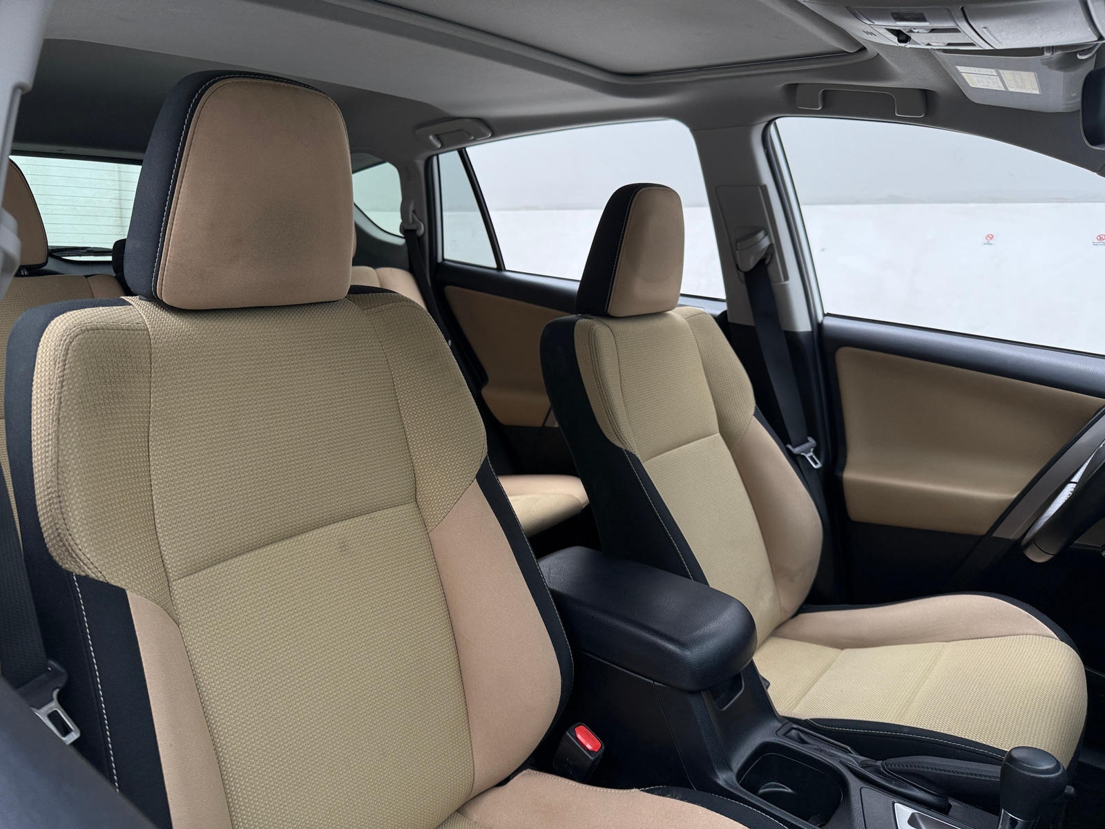 Thumbnail: 2017 Toyota RAV4 - 2