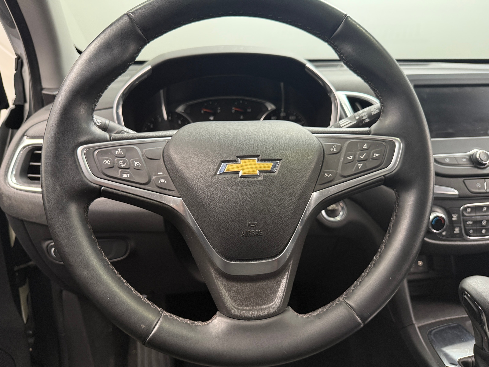 Thumbnail: 2023 Chevrolet Equinox - 5