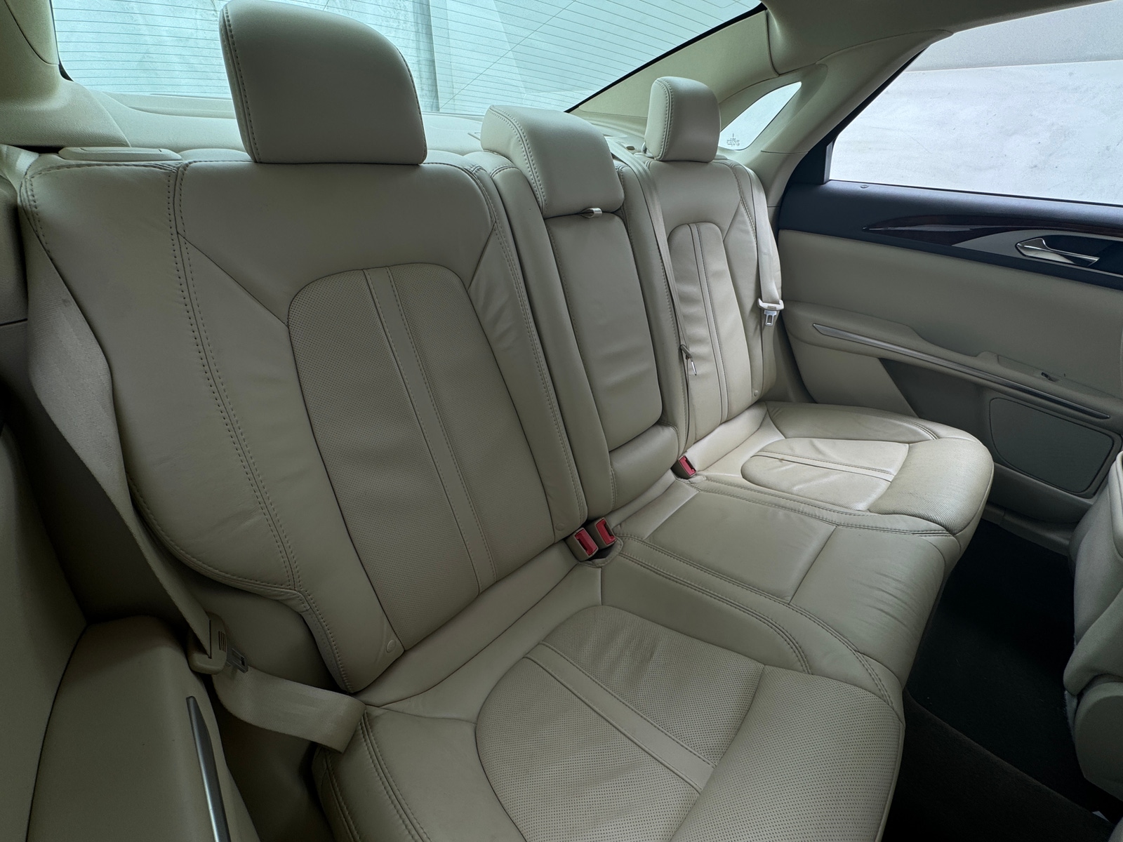 Thumbnail: 2014 Lincoln MKZ - 5