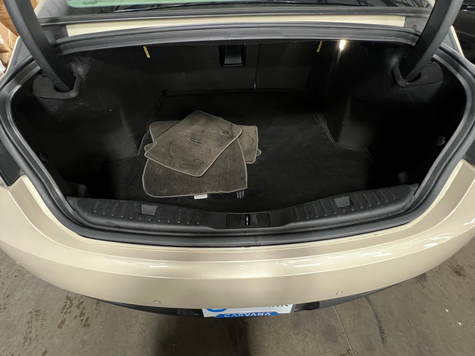 Thumbnail: 2014 Lincoln MKZ - 6