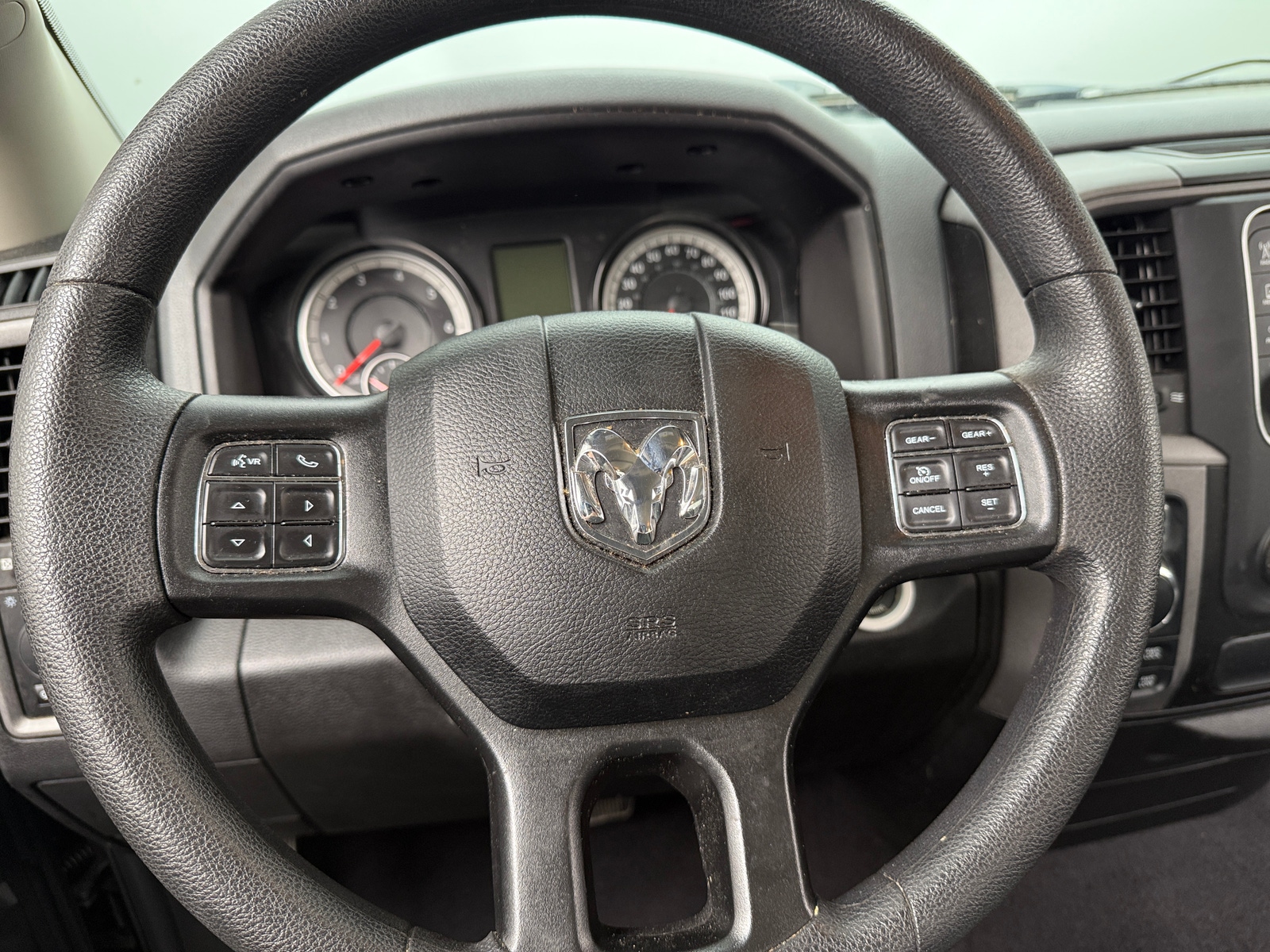 Thumbnail: 2019 RAM 1500 Classic - 5