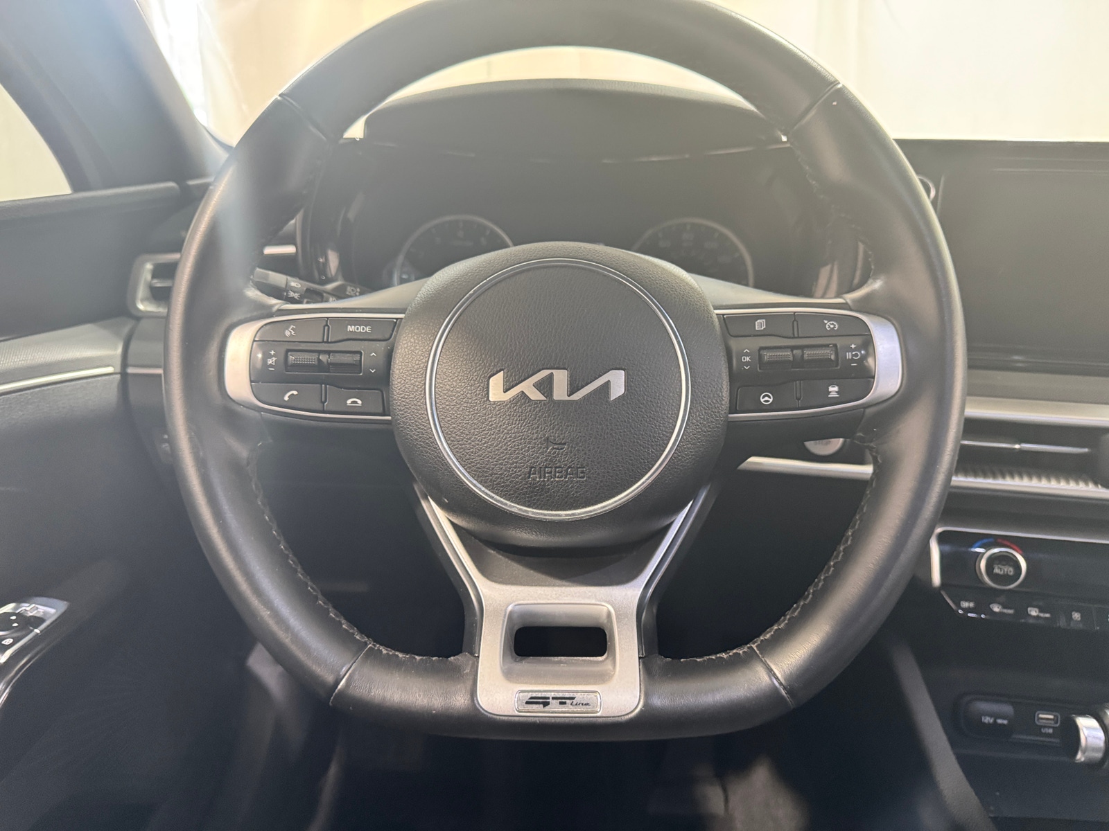 Thumbnail: 2024 Kia K5 - 4