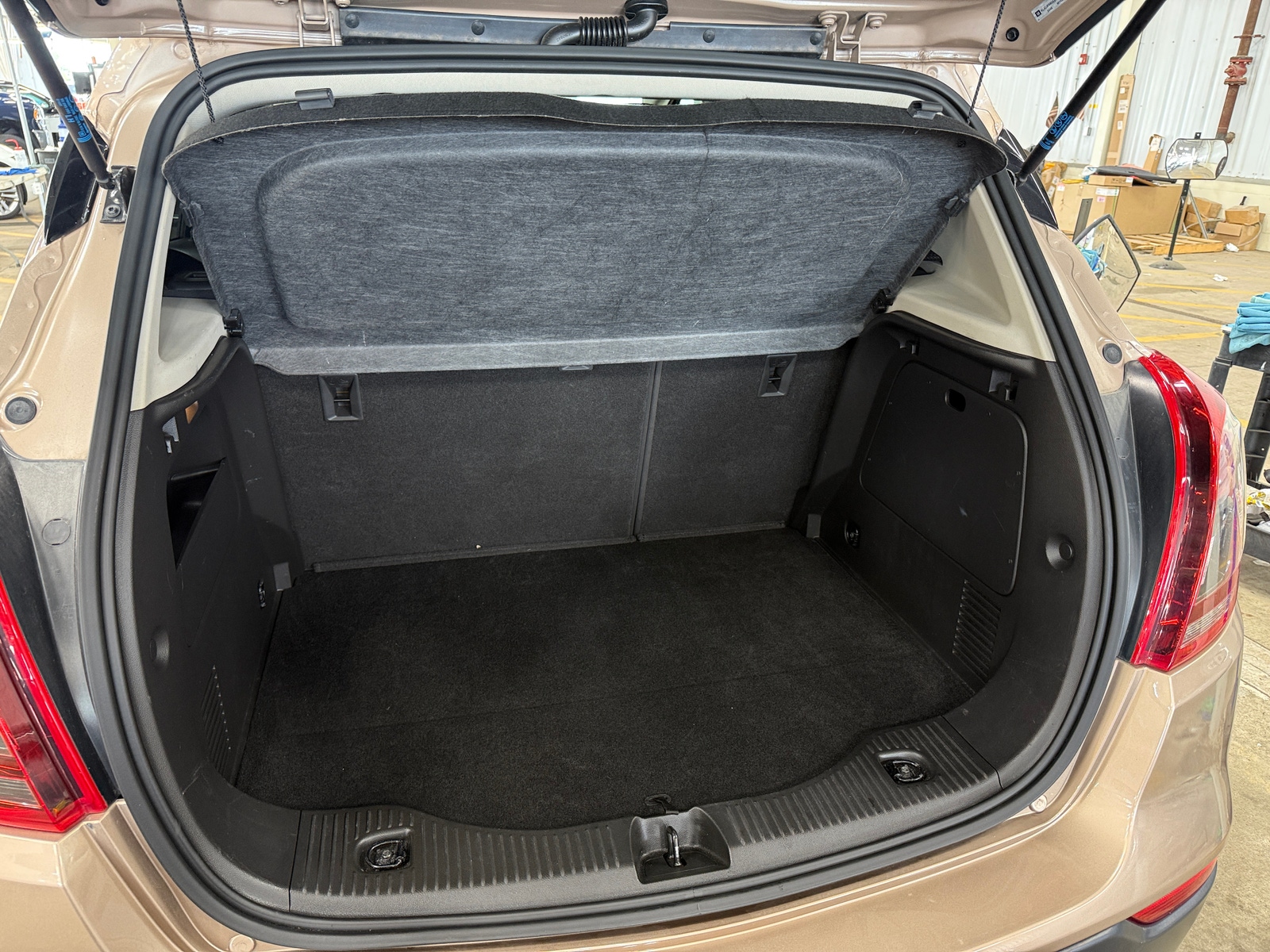 Thumbnail: 2019 Buick Encore - 7