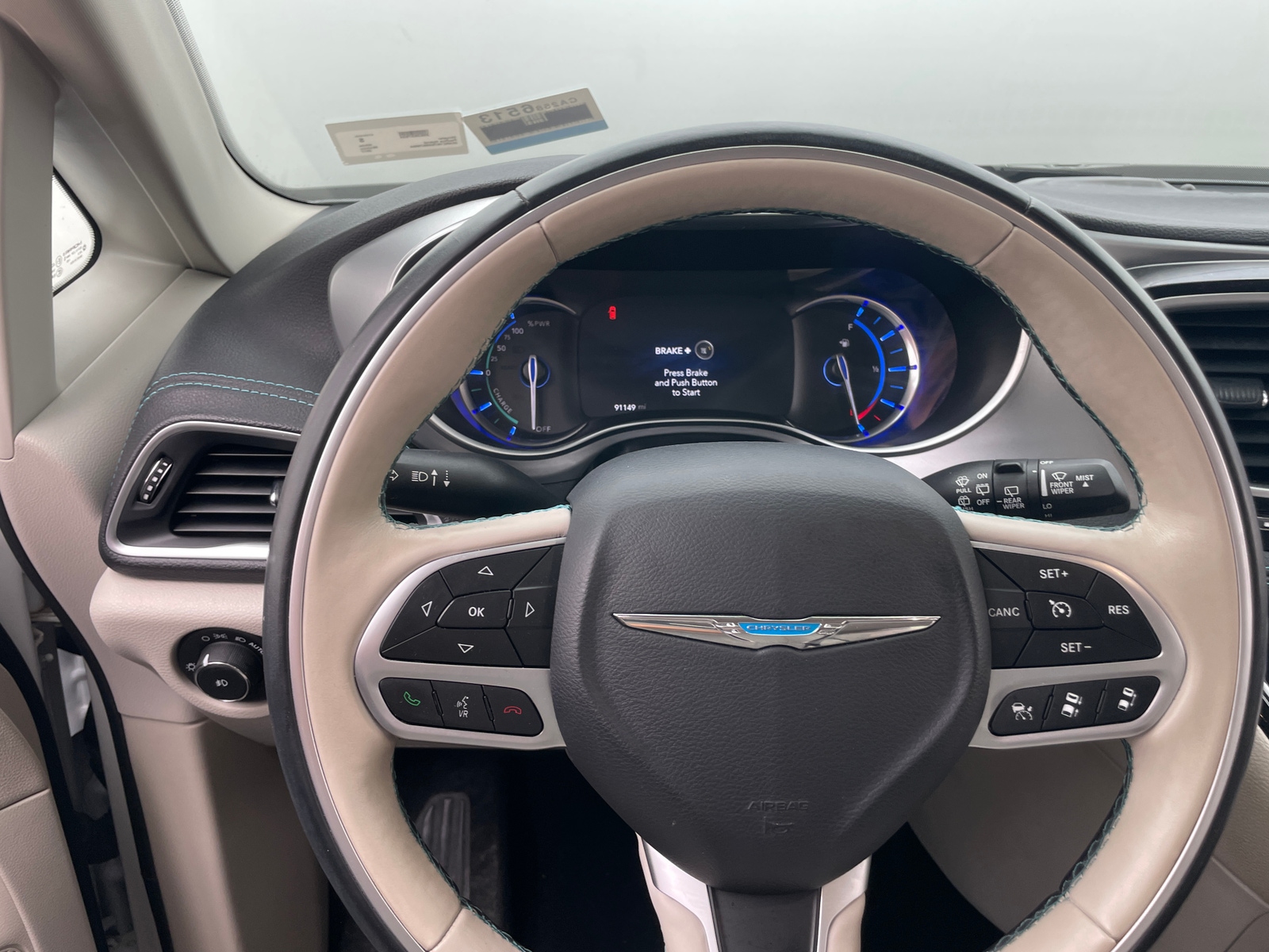 Thumbnail: 2017 Chrysler Pacifica - 4
