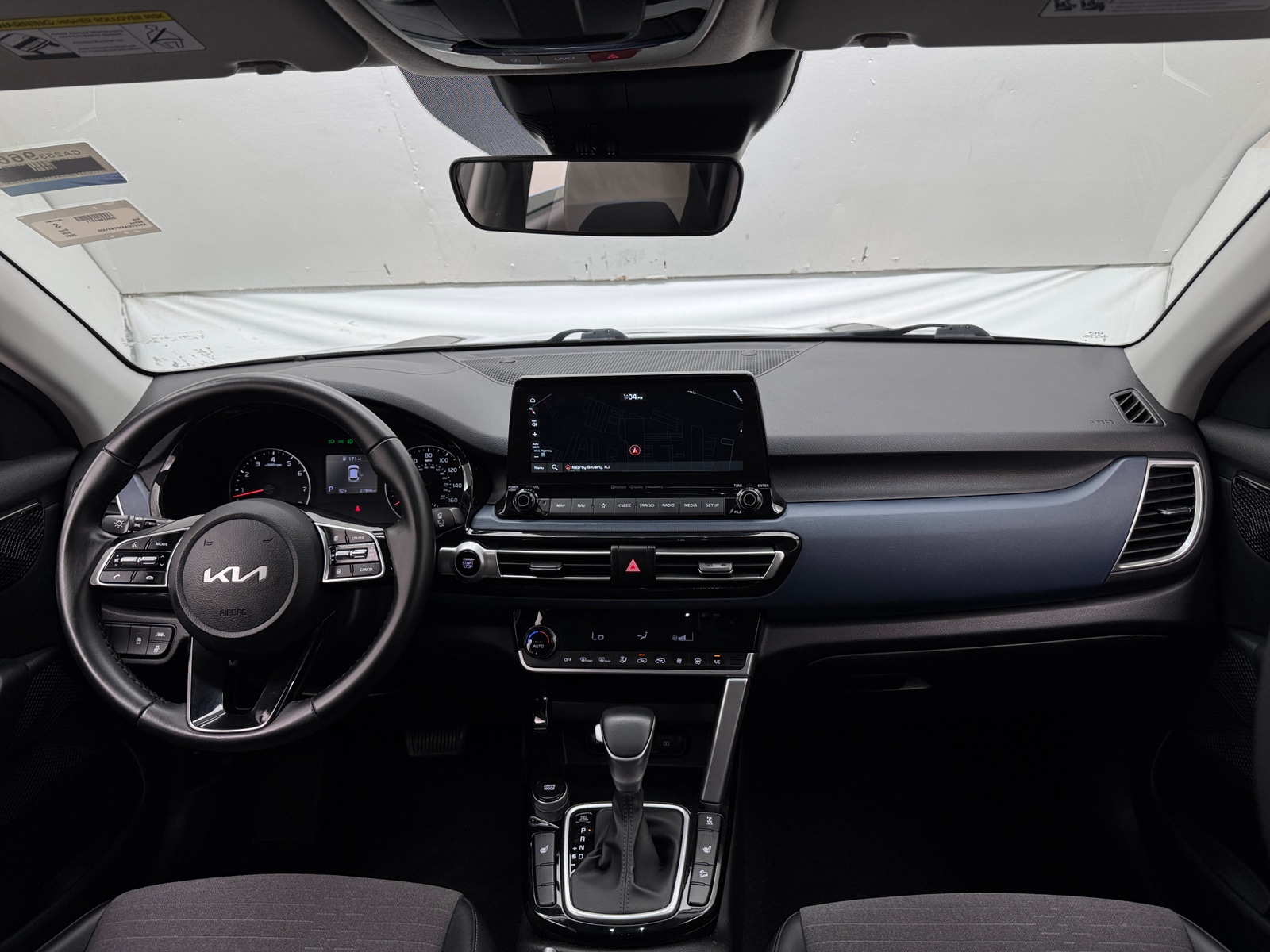 Thumbnail: 2023 Kia Seltos - 2