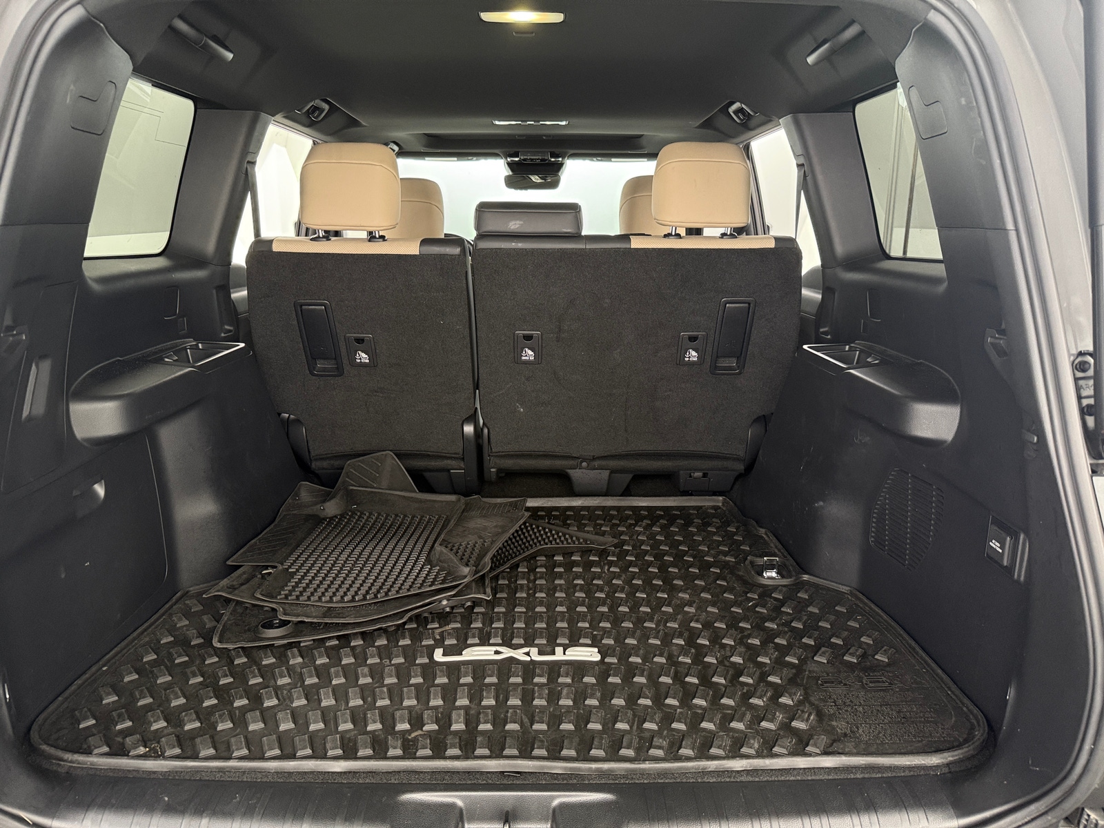 Thumbnail: 2024 Lexus GX - 6