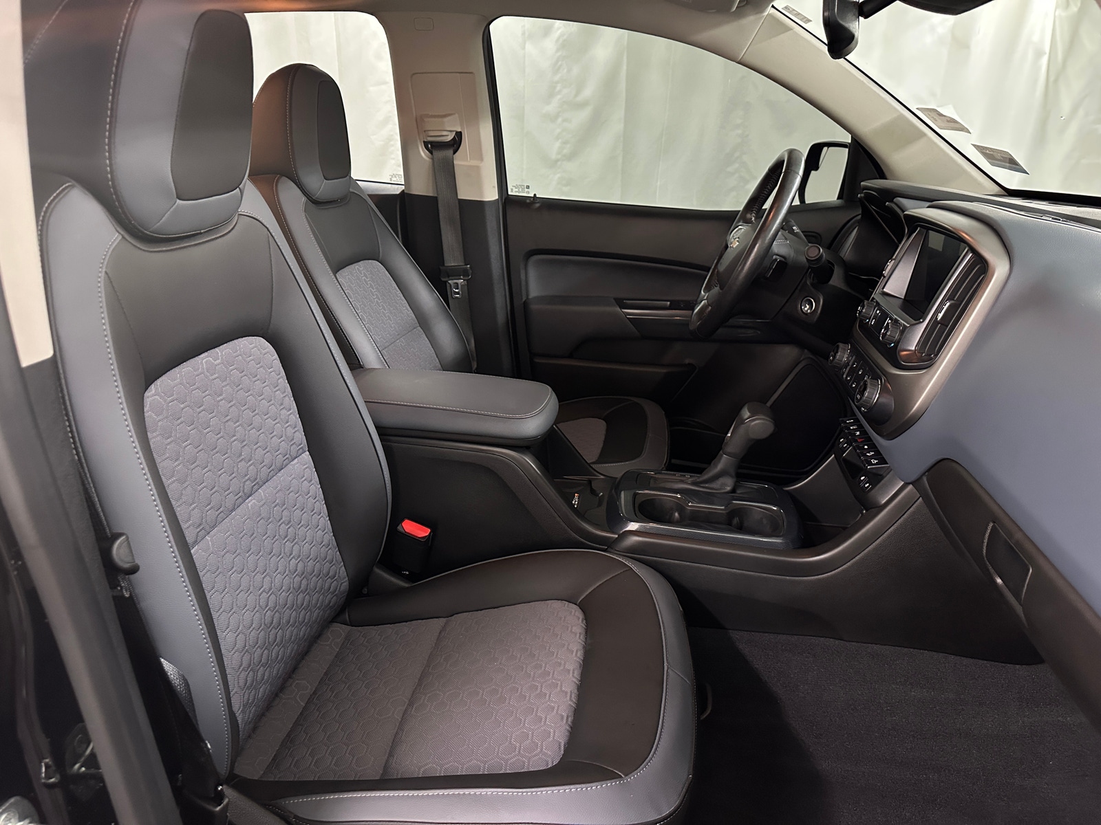 Thumbnail: 2021 Chevrolet Colorado - 2
