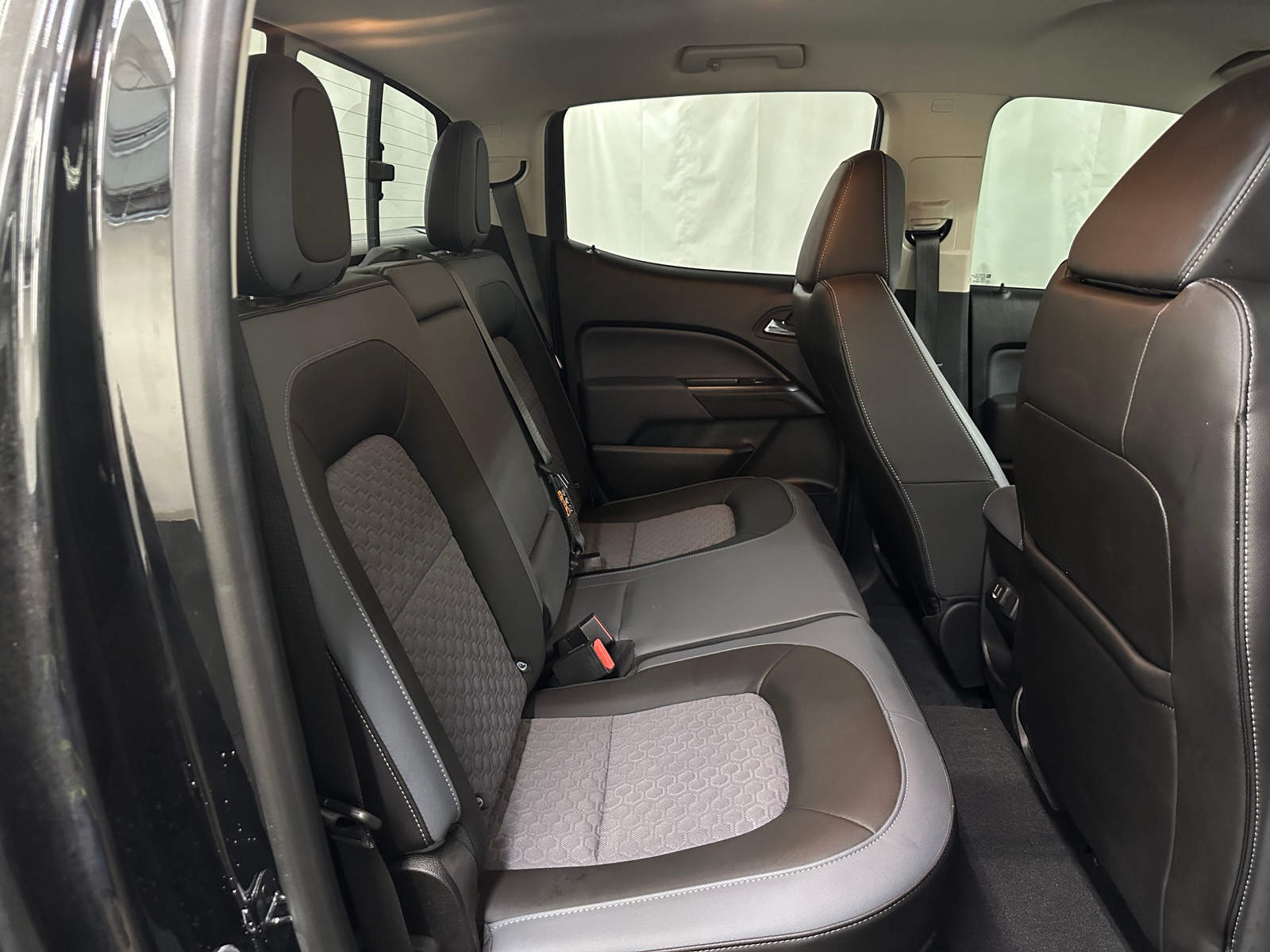 Thumbnail: 2021 Chevrolet Colorado - 6