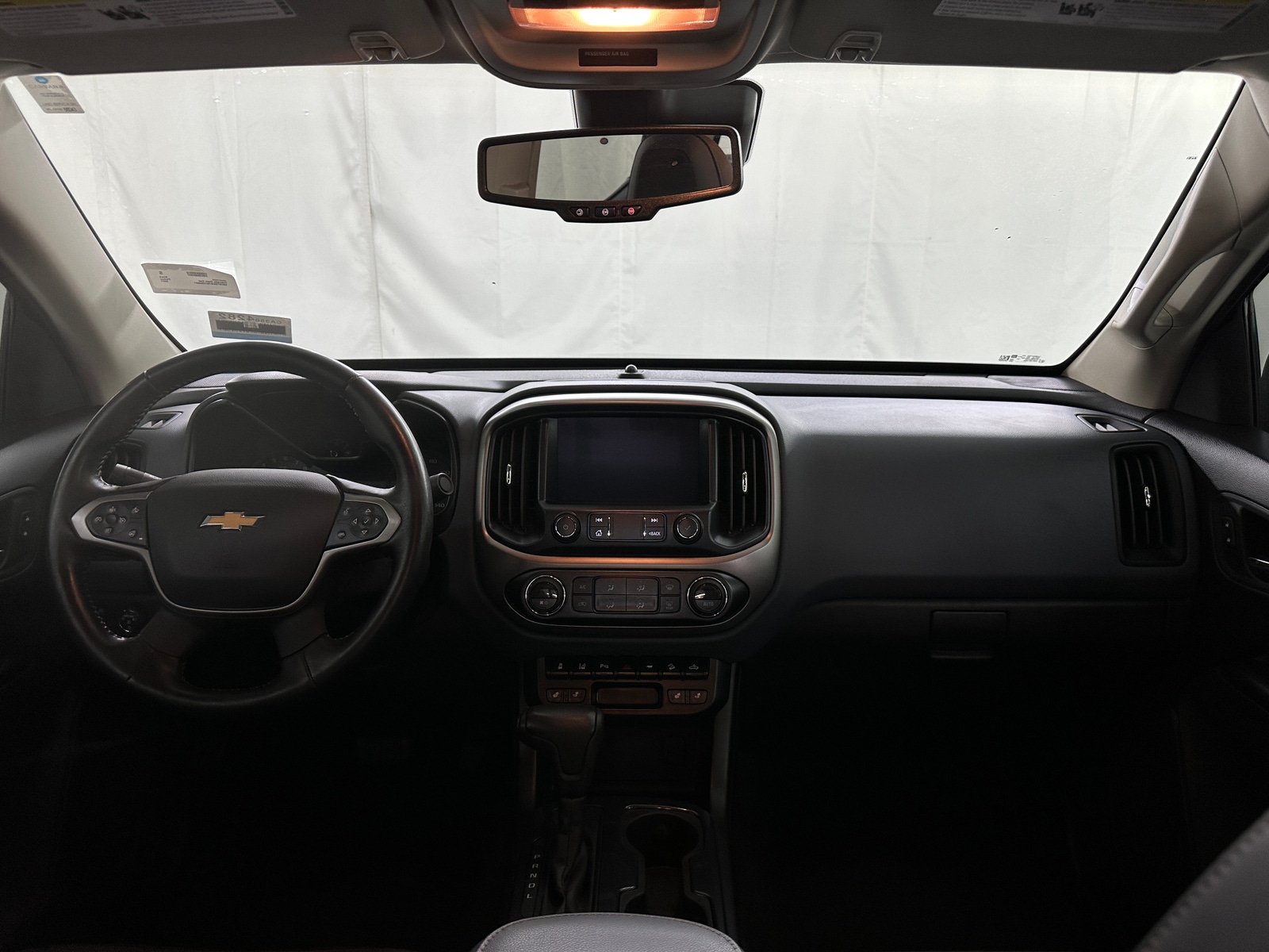 Thumbnail: 2021 Chevrolet Colorado - 3