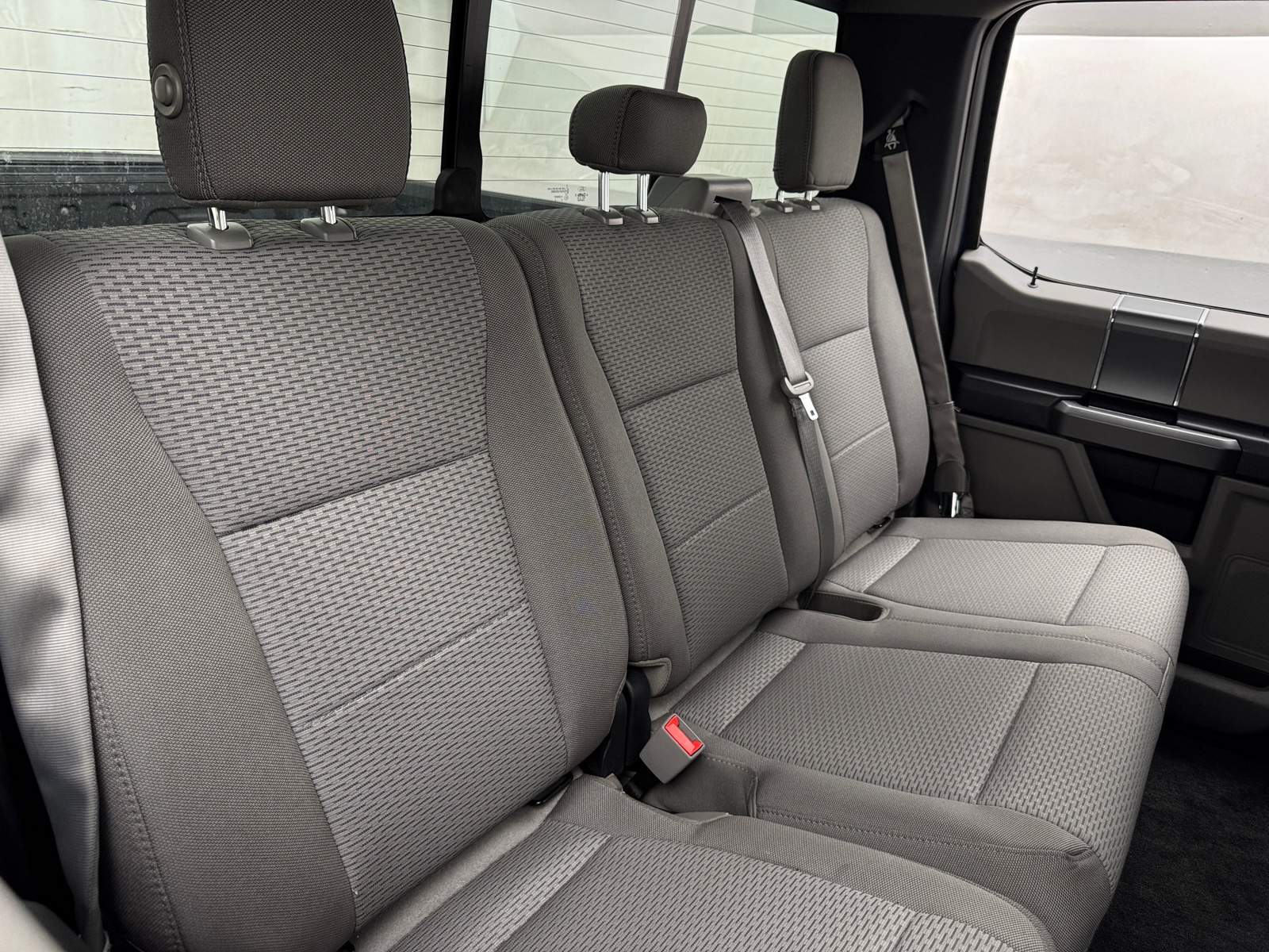 Thumbnail: 2018 Ford Econoline - 6