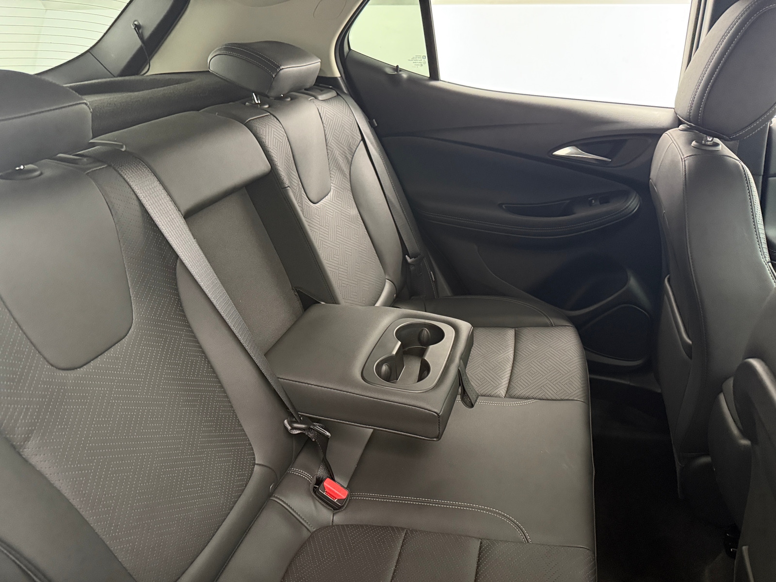 Thumbnail: 2023 Buick Encore GX - 5
