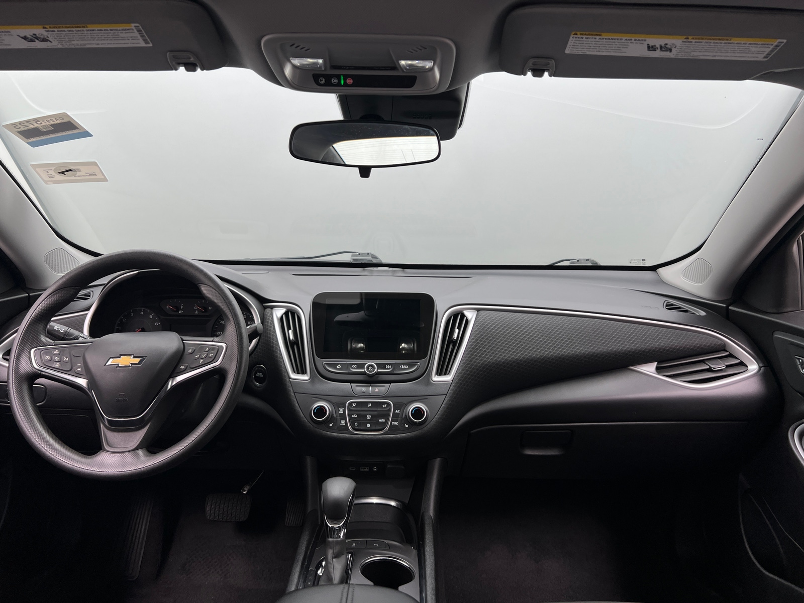 Thumbnail: 2024 Chevrolet Malibu - 3