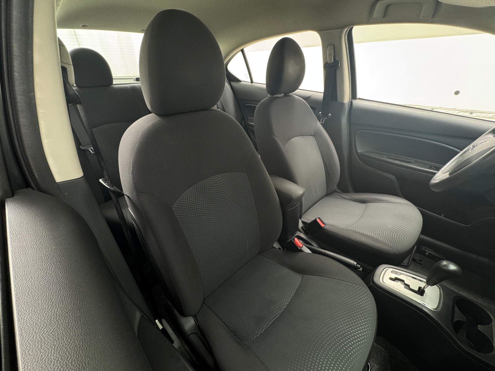 Thumbnail: 2019 Mitsubishi Mirage G4 - 2