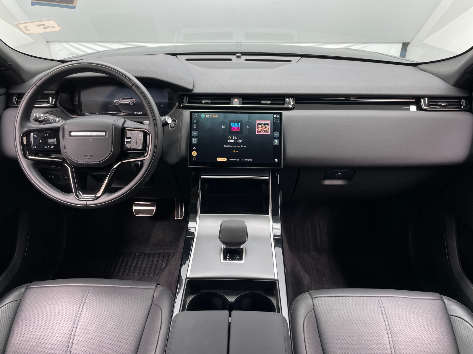 Thumbnail: 2024 Land Rover Range Rover Velar - 3