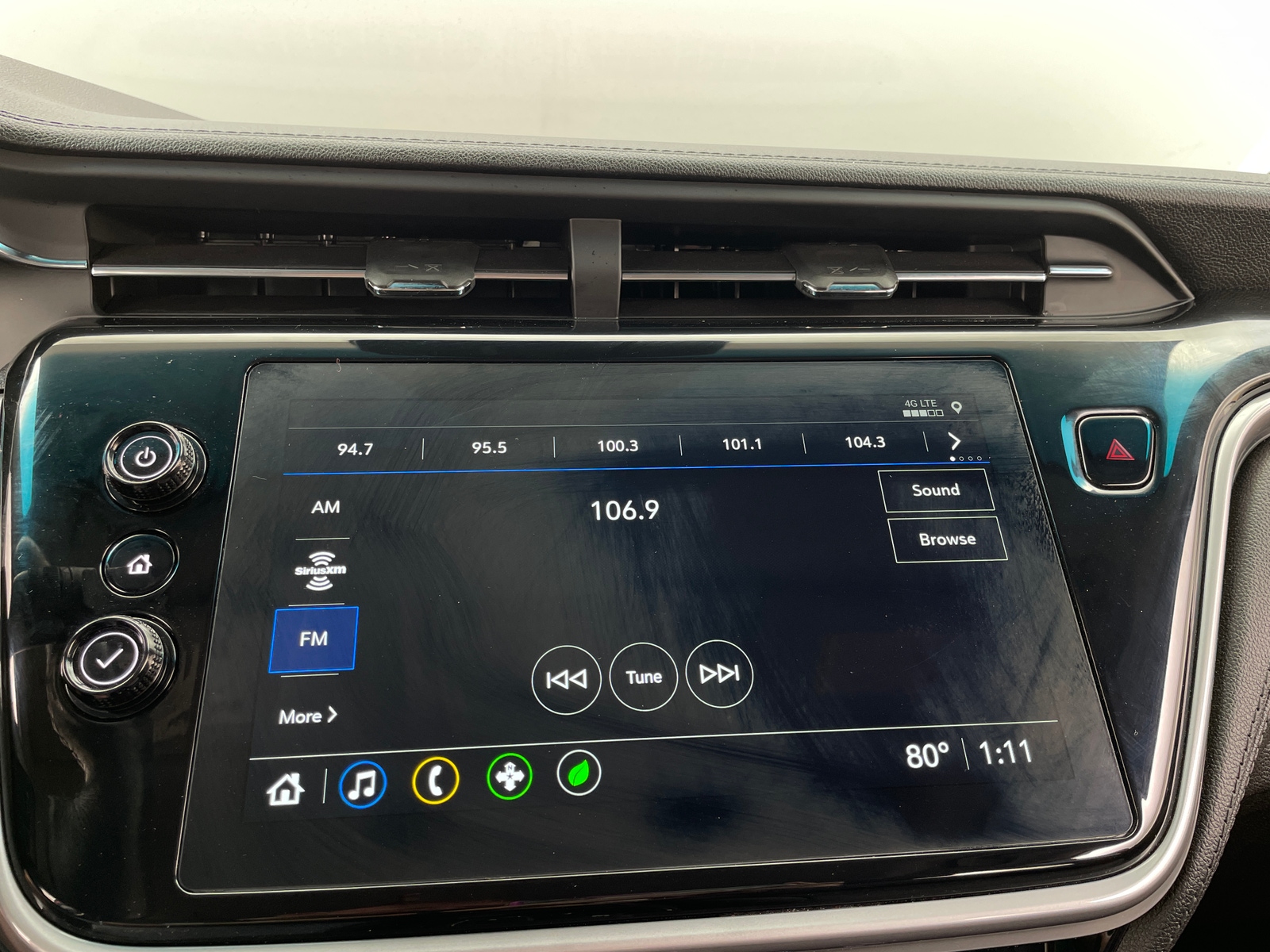 Thumbnail: 2023 Chevrolet Bolt EV - 3