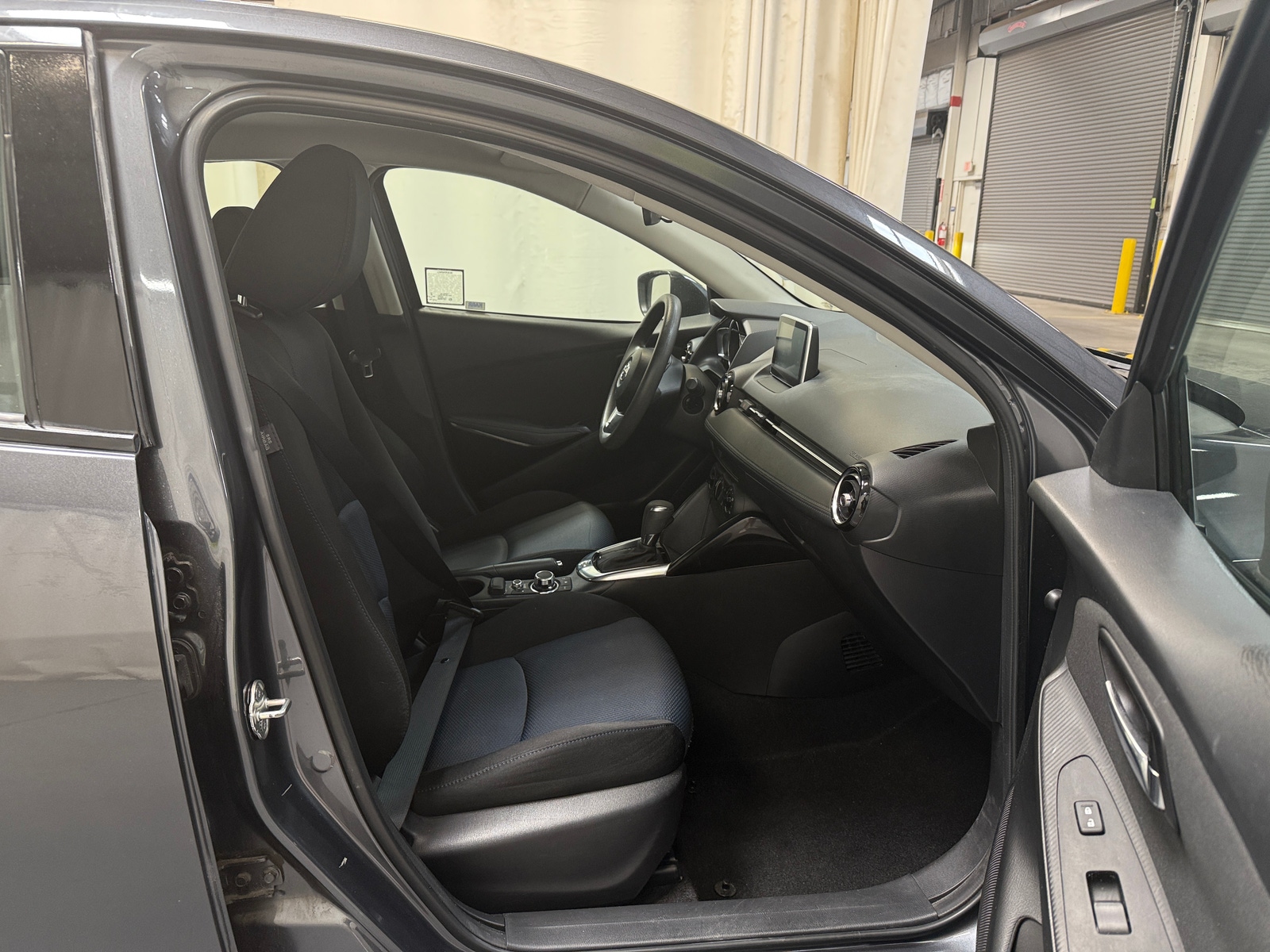 Thumbnail: 2017 Toyota Yaris iA - 2