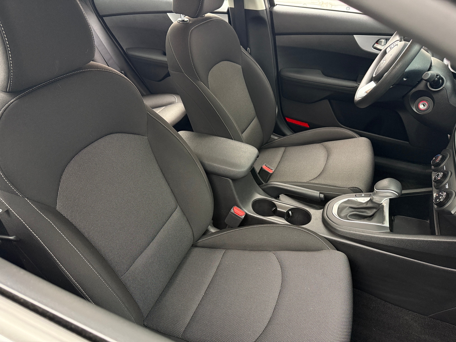 Thumbnail: 2023 Kia Forte - 2