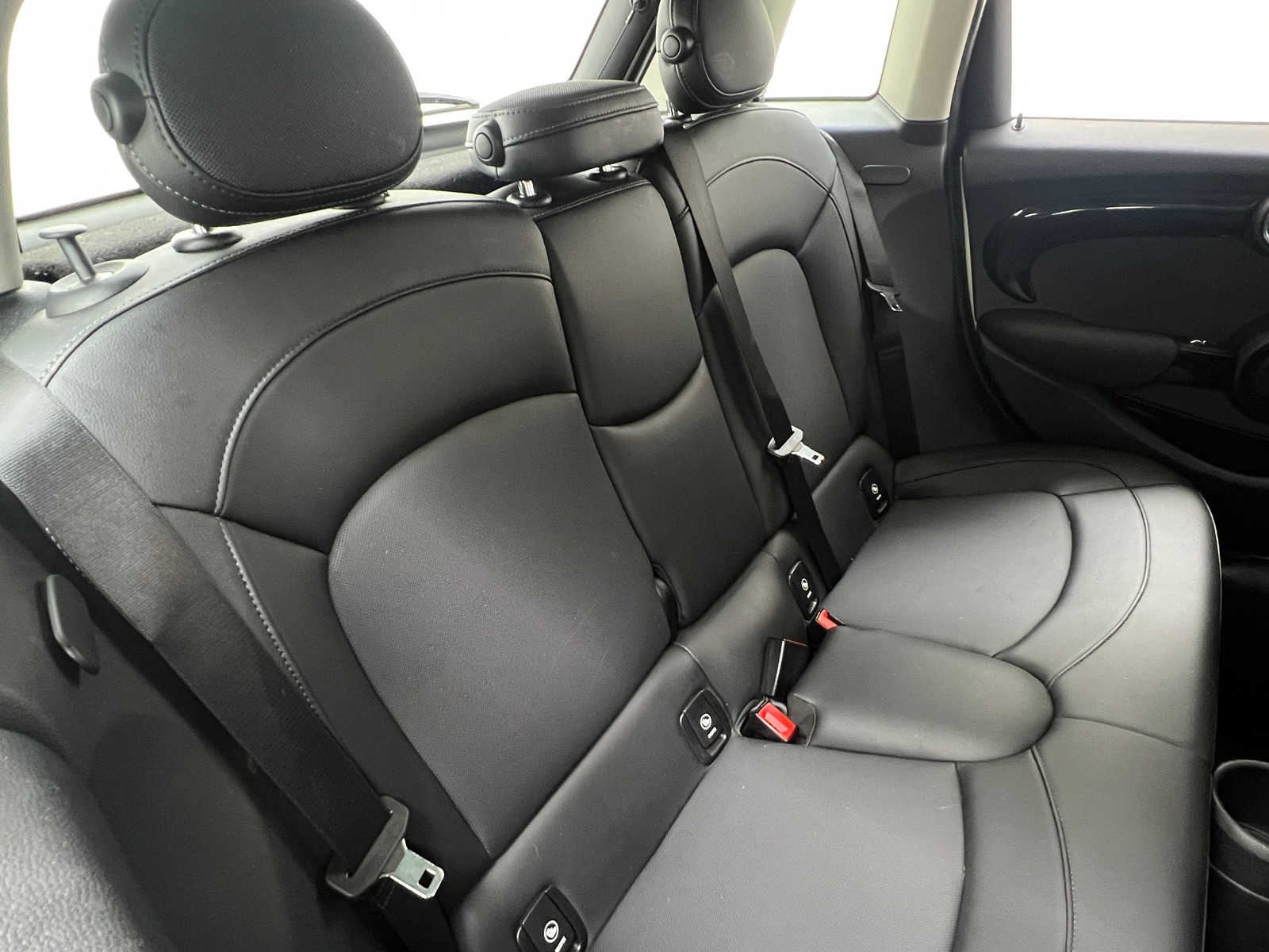Thumbnail: 2019 MINI Cooper Hardtop - 5