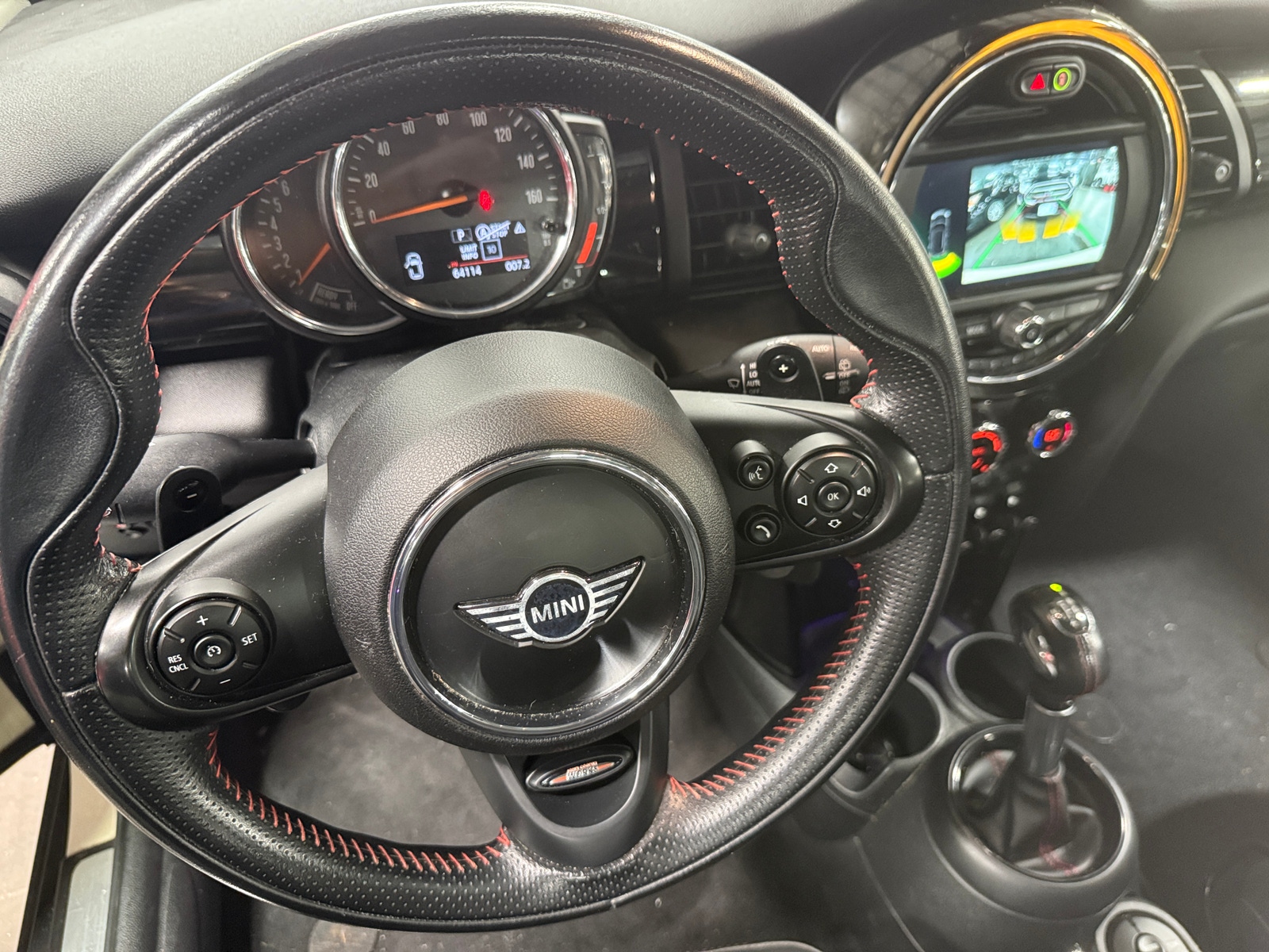 Thumbnail: 2019 MINI Cooper Hardtop - 4