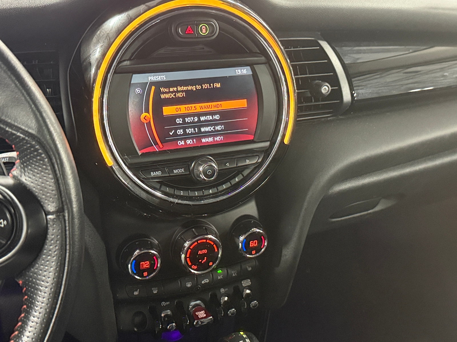Thumbnail: 2019 MINI Cooper Hardtop - 3