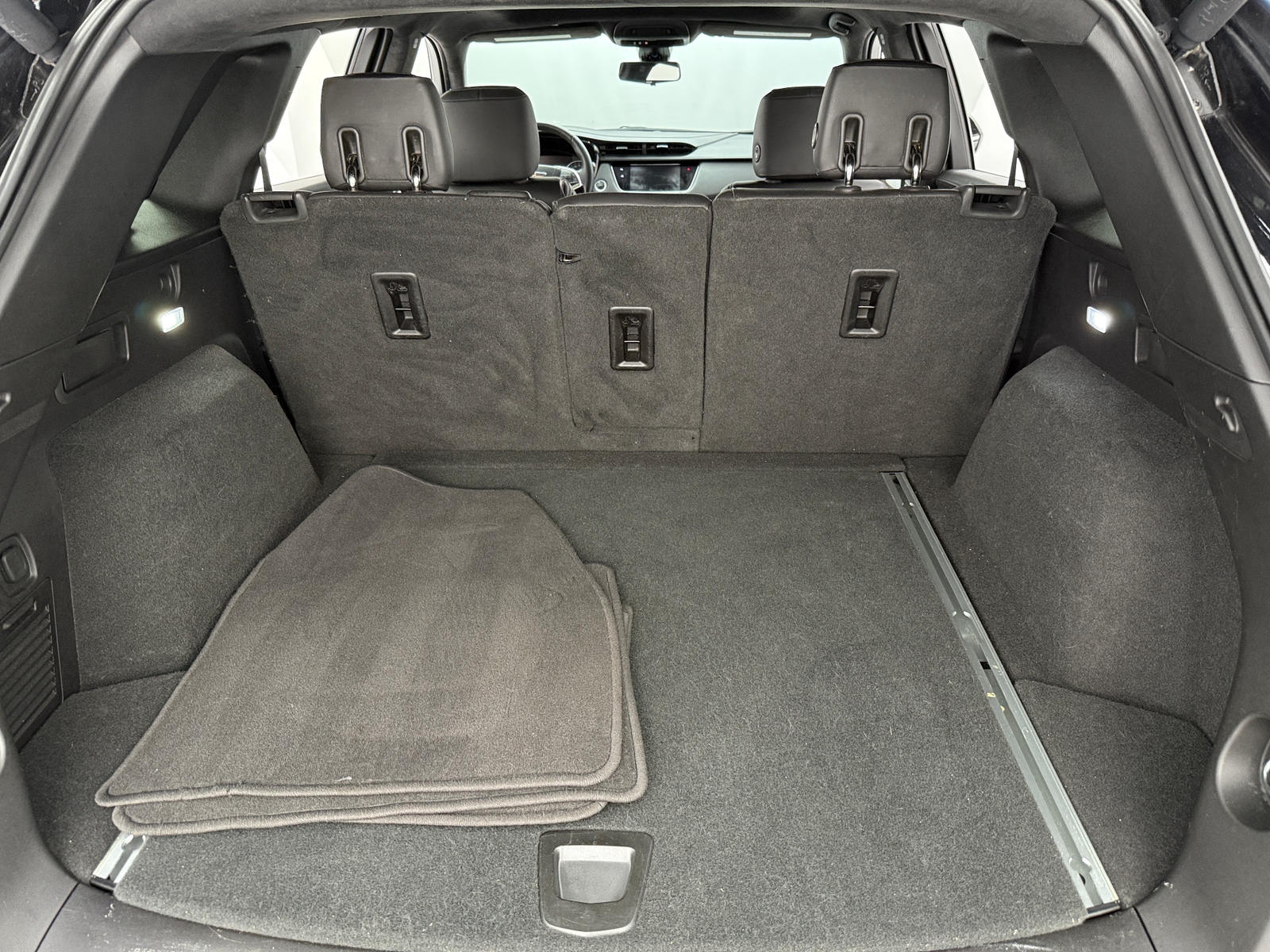 Thumbnail: 2019 Cadillac XT5 - 6