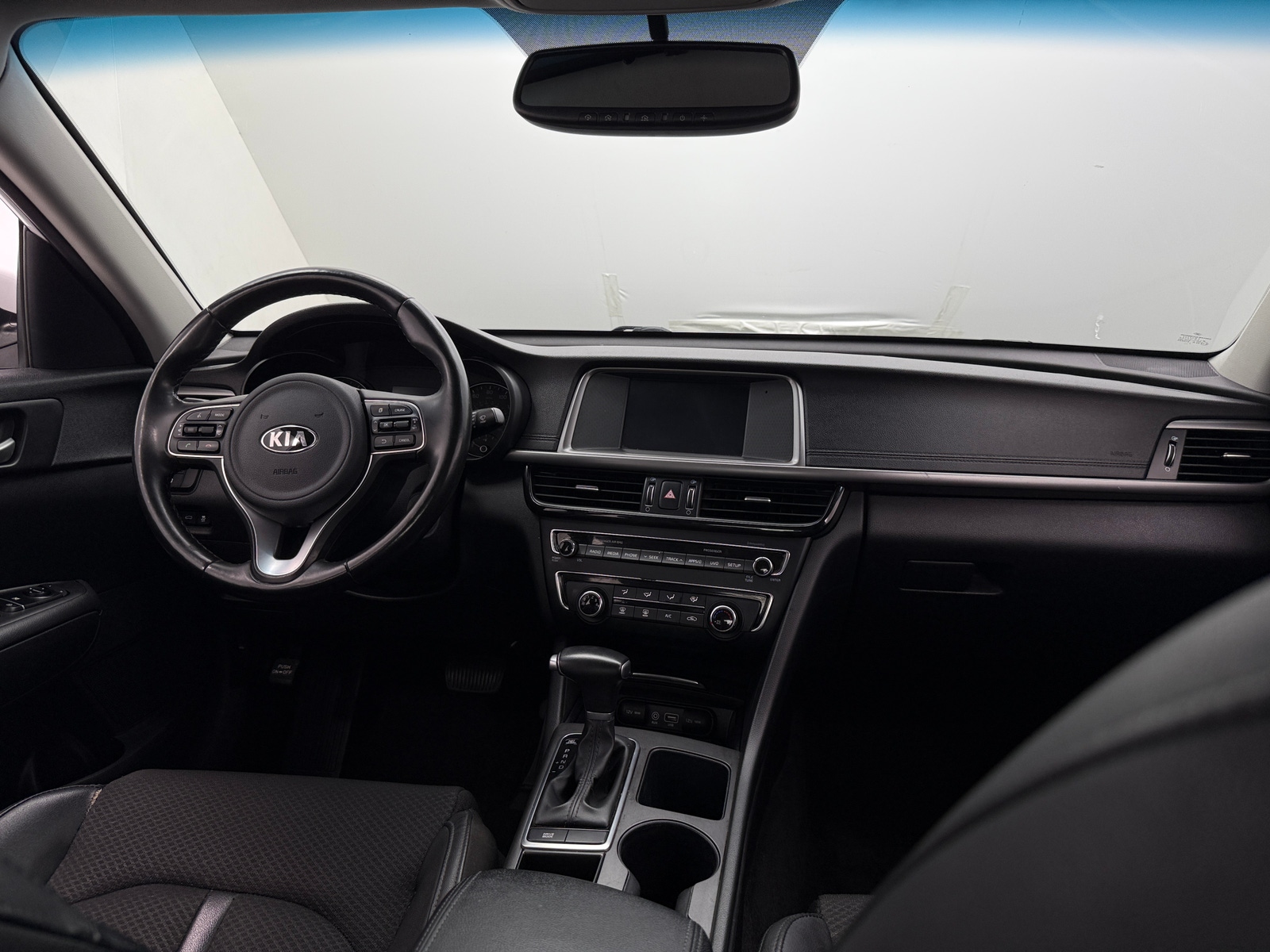 Thumbnail: 2018 Kia Optima - 2
