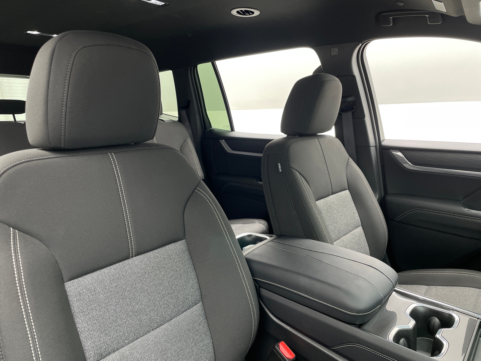 Thumbnail: 2025 GMC Acadia - 2