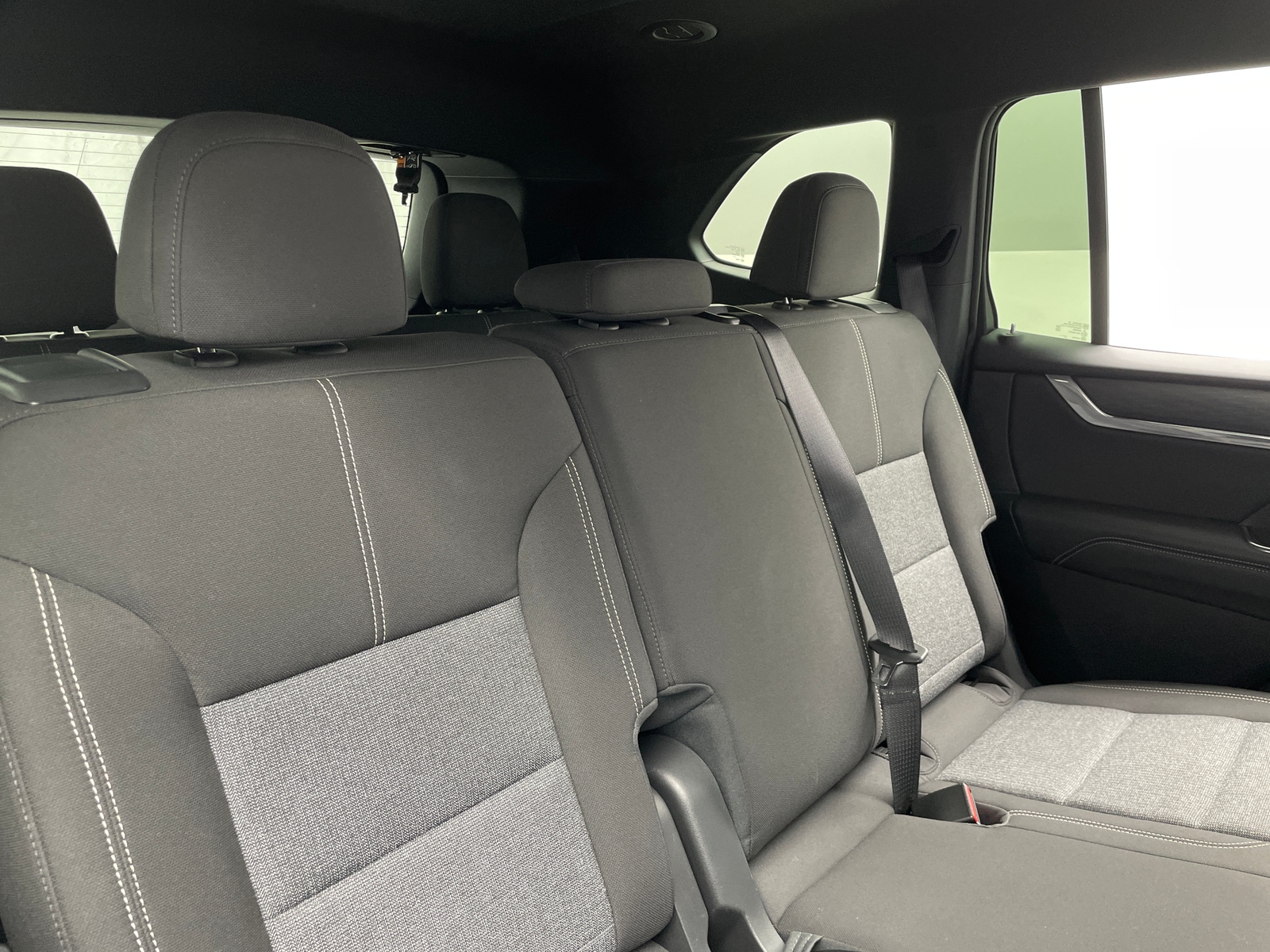 Thumbnail: 2025 GMC Acadia - 6