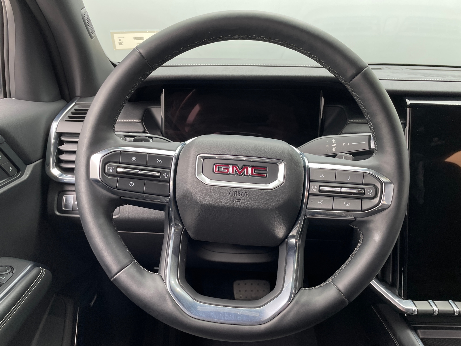 Thumbnail: 2025 GMC Acadia - 5