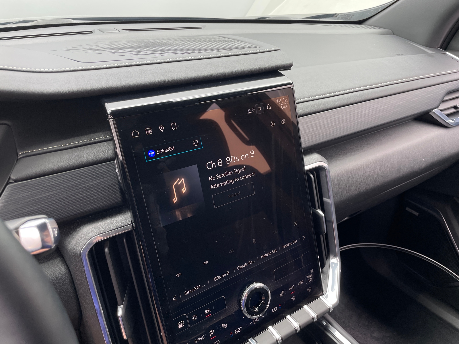 Thumbnail: 2025 GMC Acadia - 4