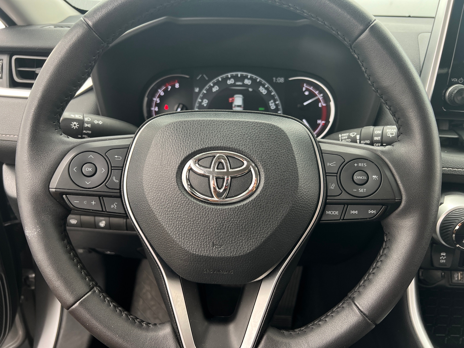 Thumbnail: 2024 Toyota RAV4 - 5