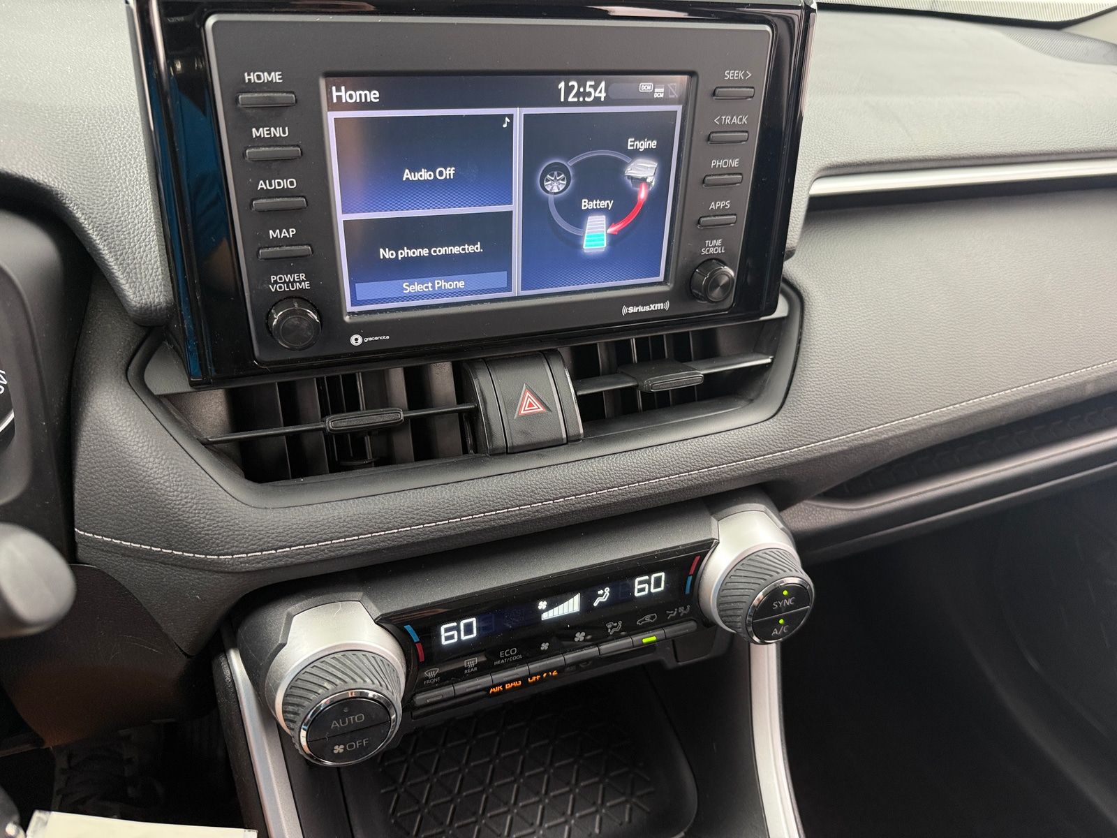 Thumbnail: 2020 Toyota RAV4 - 4