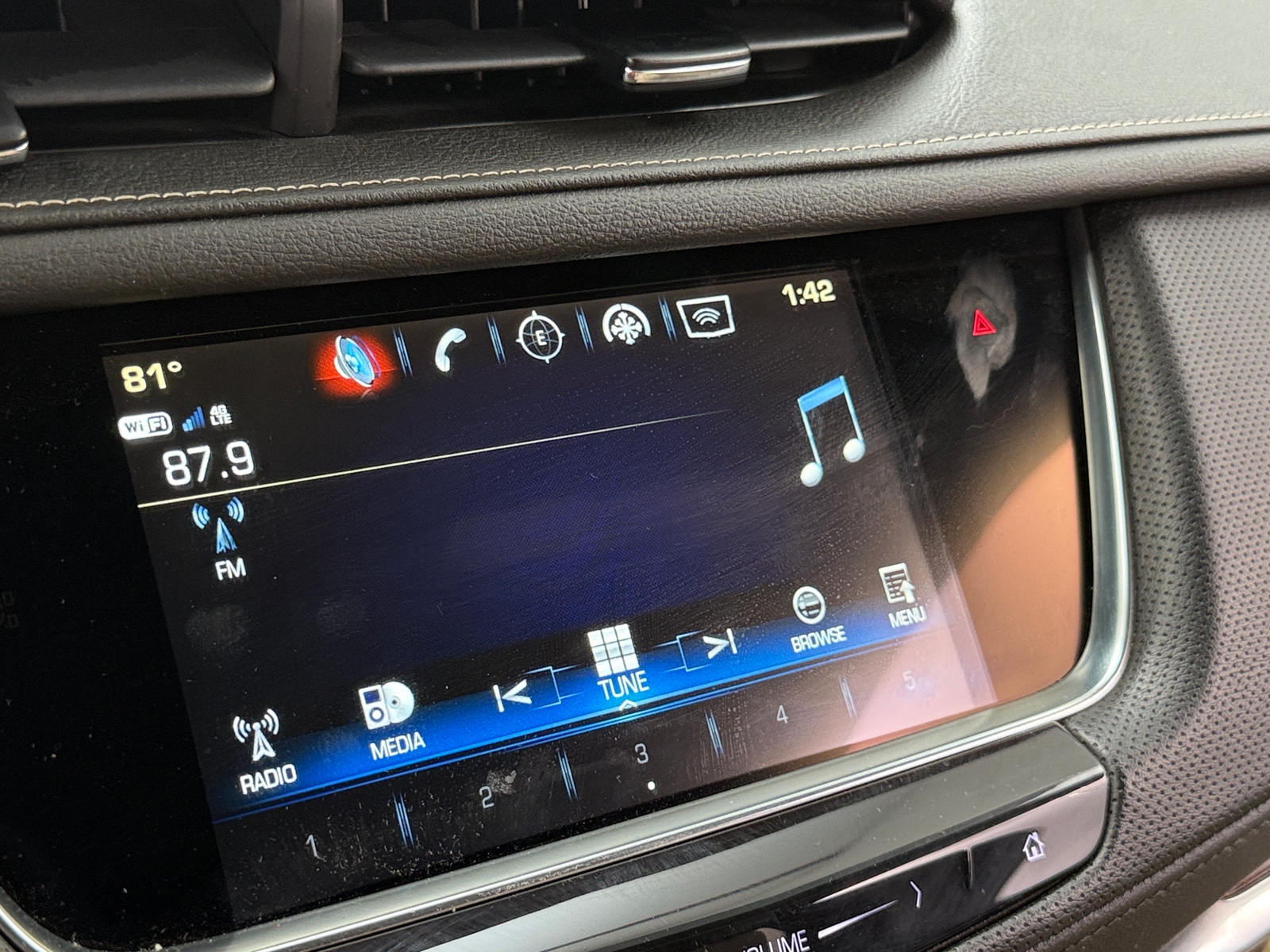 Thumbnail: 2019 Cadillac XT5 - 3
