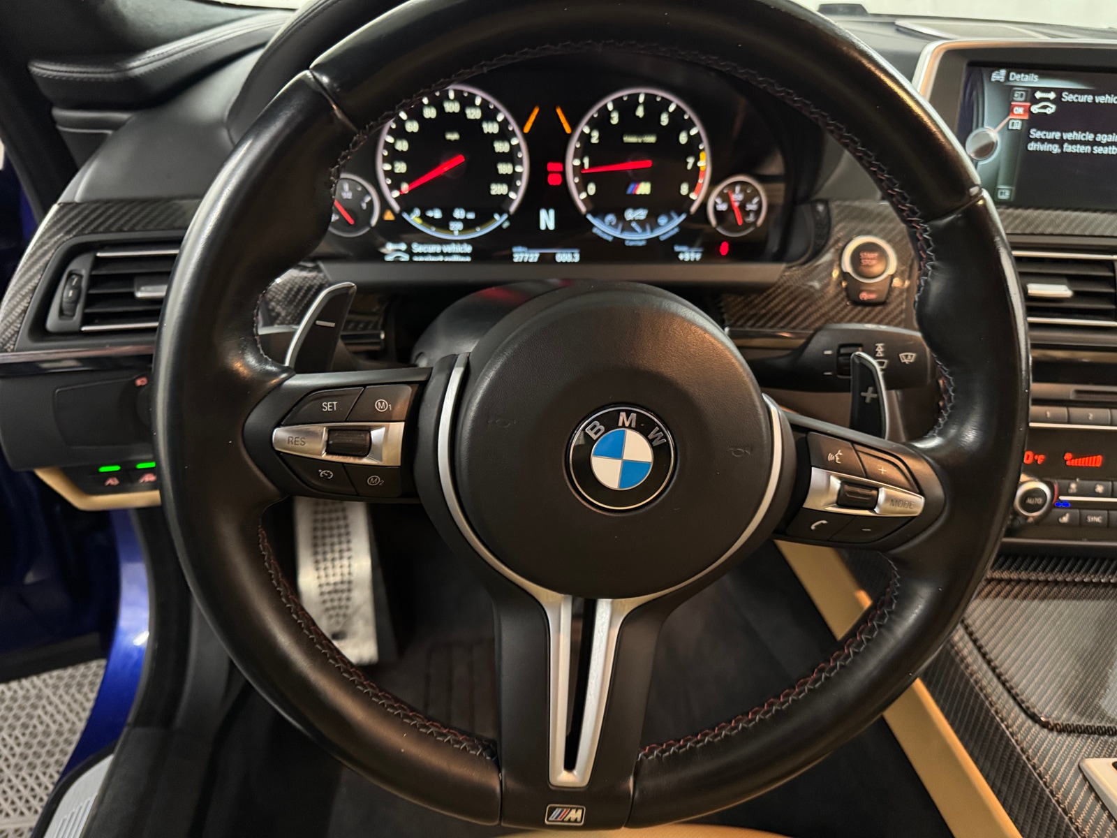 Thumbnail: 2015 BMW M6 - 3