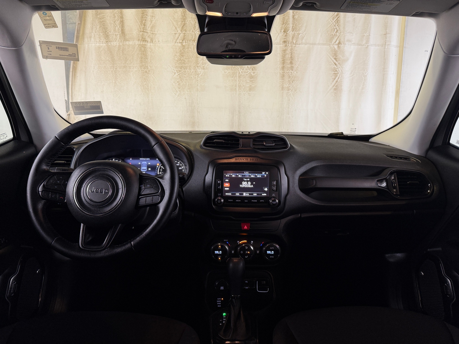 Thumbnail: 2017 Jeep Renegade - 3