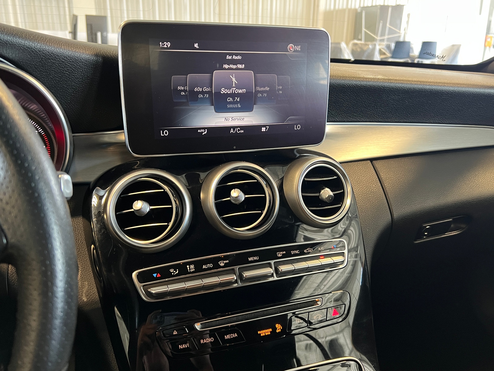 Thumbnail: 2017 Mercedes-Benz C-Class - 3