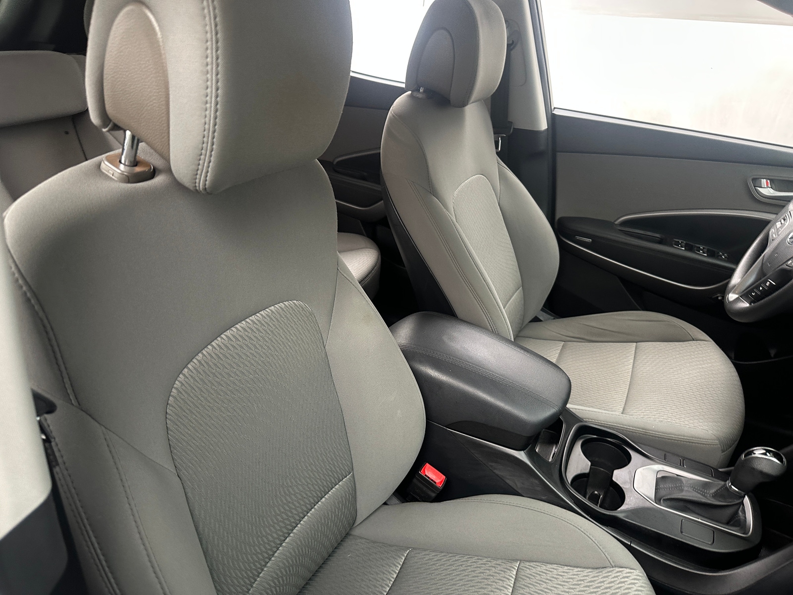 Thumbnail: 2016 Hyundai Santa Fe - 2