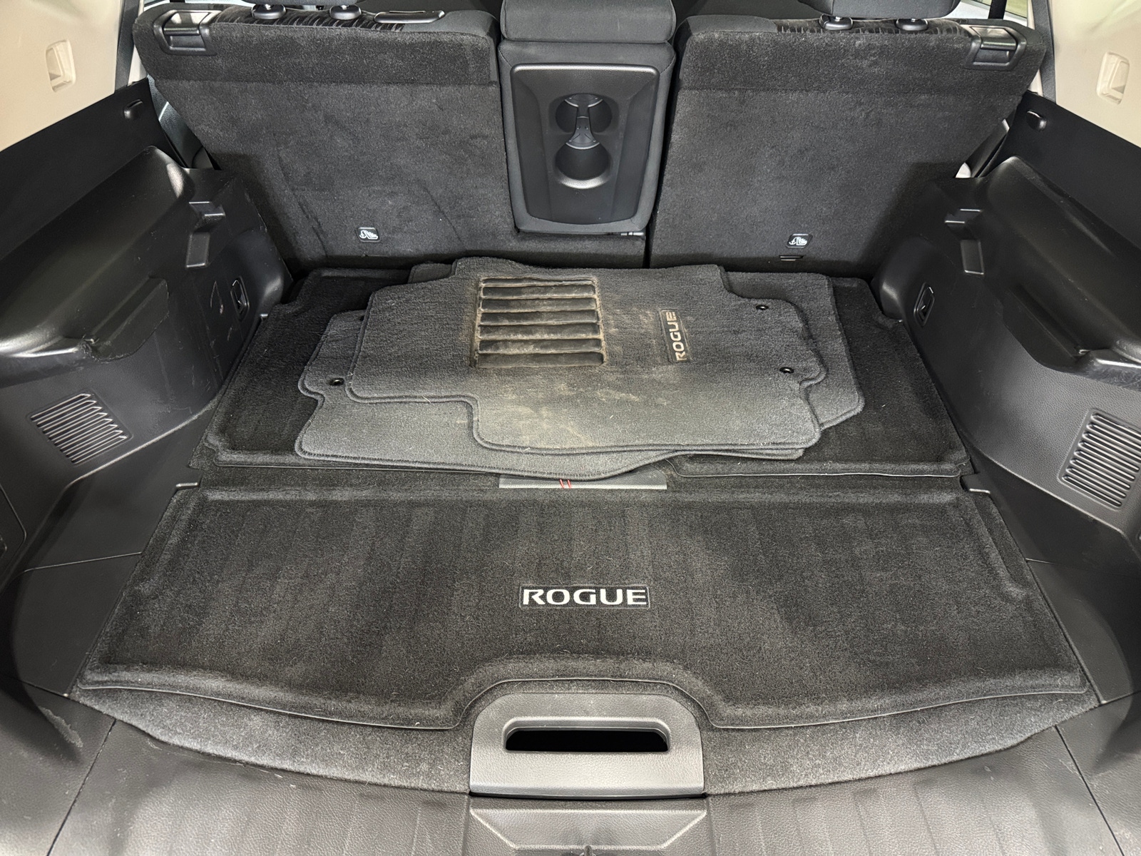 Thumbnail: 2018 Nissan Rogue - 7