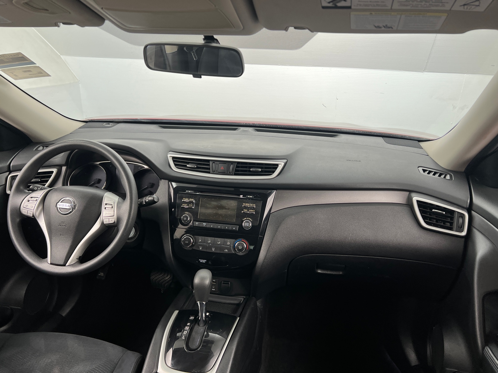 Thumbnail: 2016 Nissan Rogue - 3