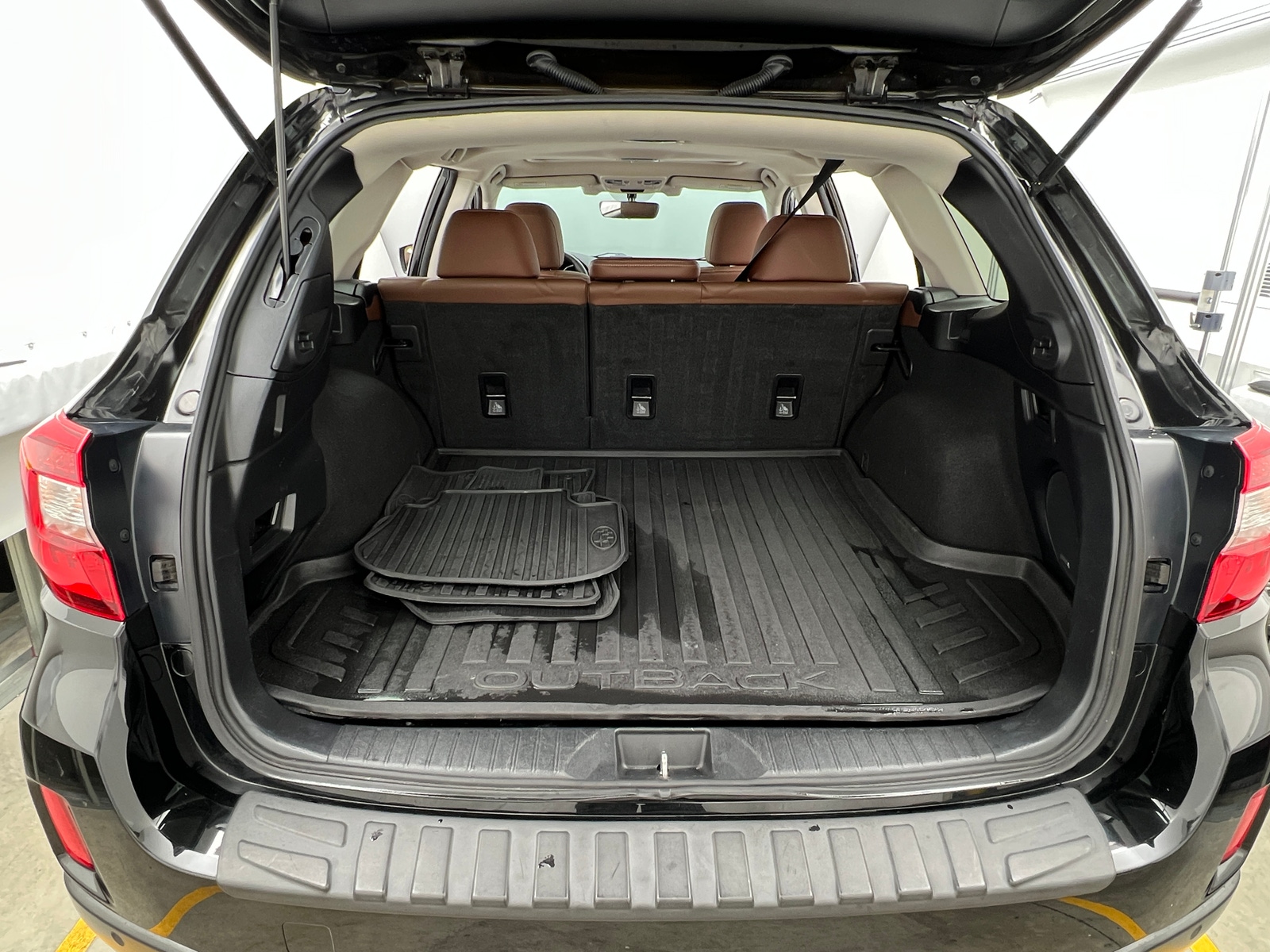 Thumbnail: 2017 Subaru Outback - 6