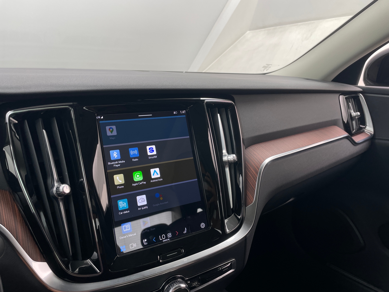 Thumbnail: 2024 Volvo S60 - 3