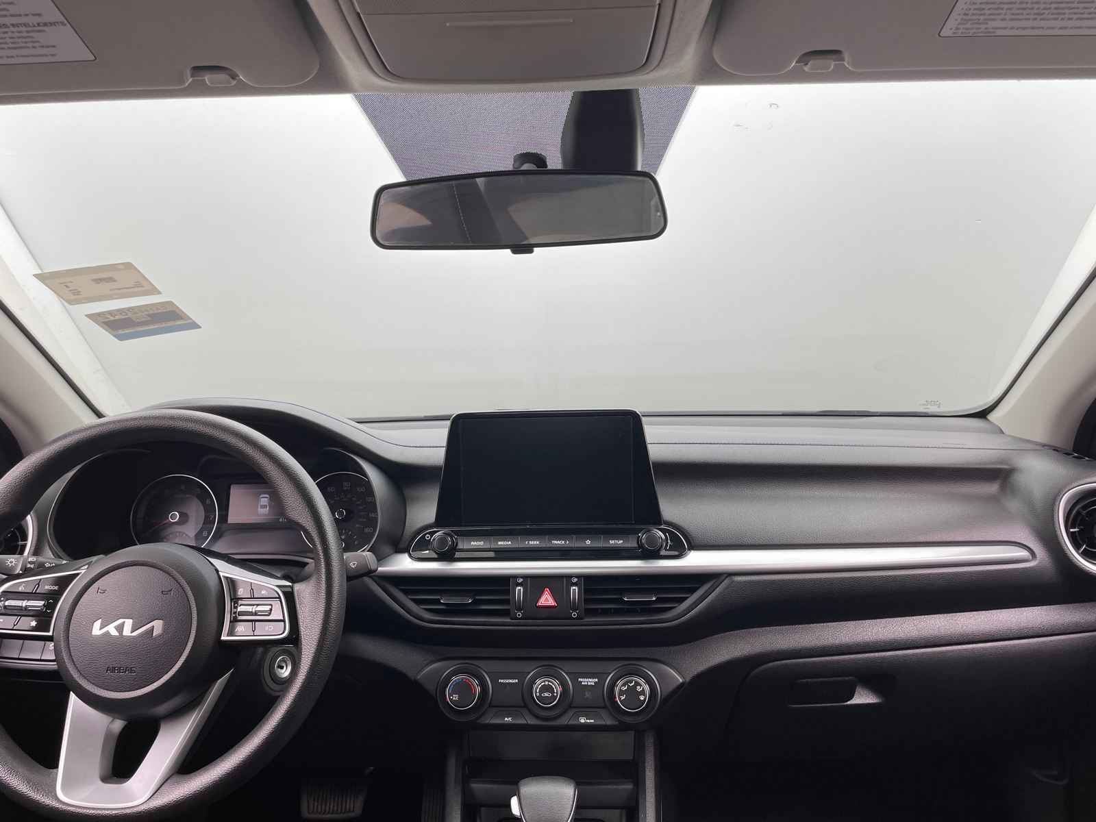 Thumbnail: 2023 Kia Forte - 3