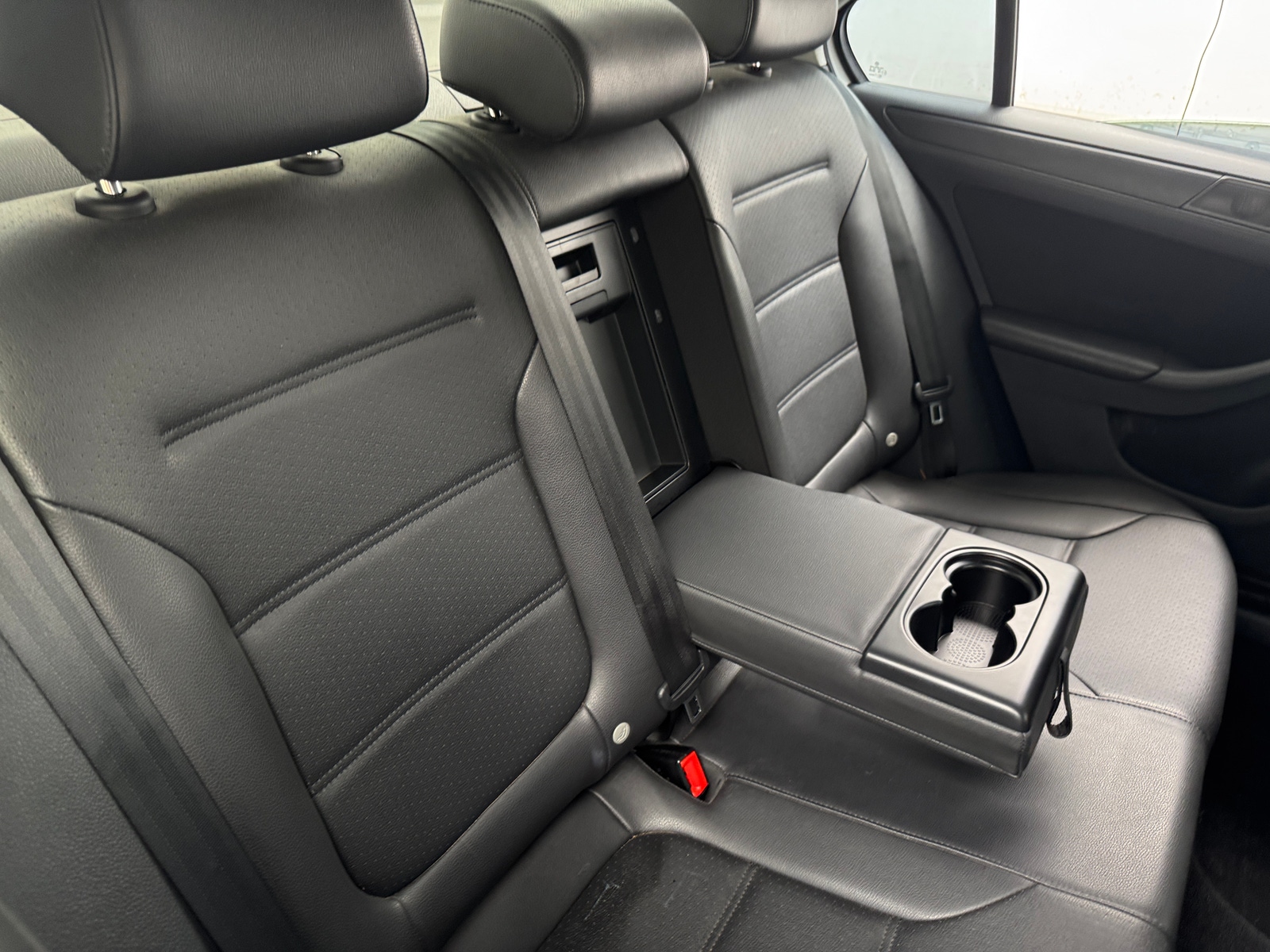 Thumbnail: 2014 Volkswagen Jetta - 6