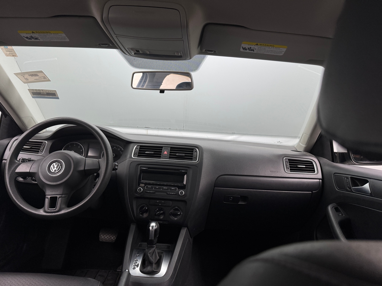 Thumbnail: 2014 Volkswagen Jetta - 3