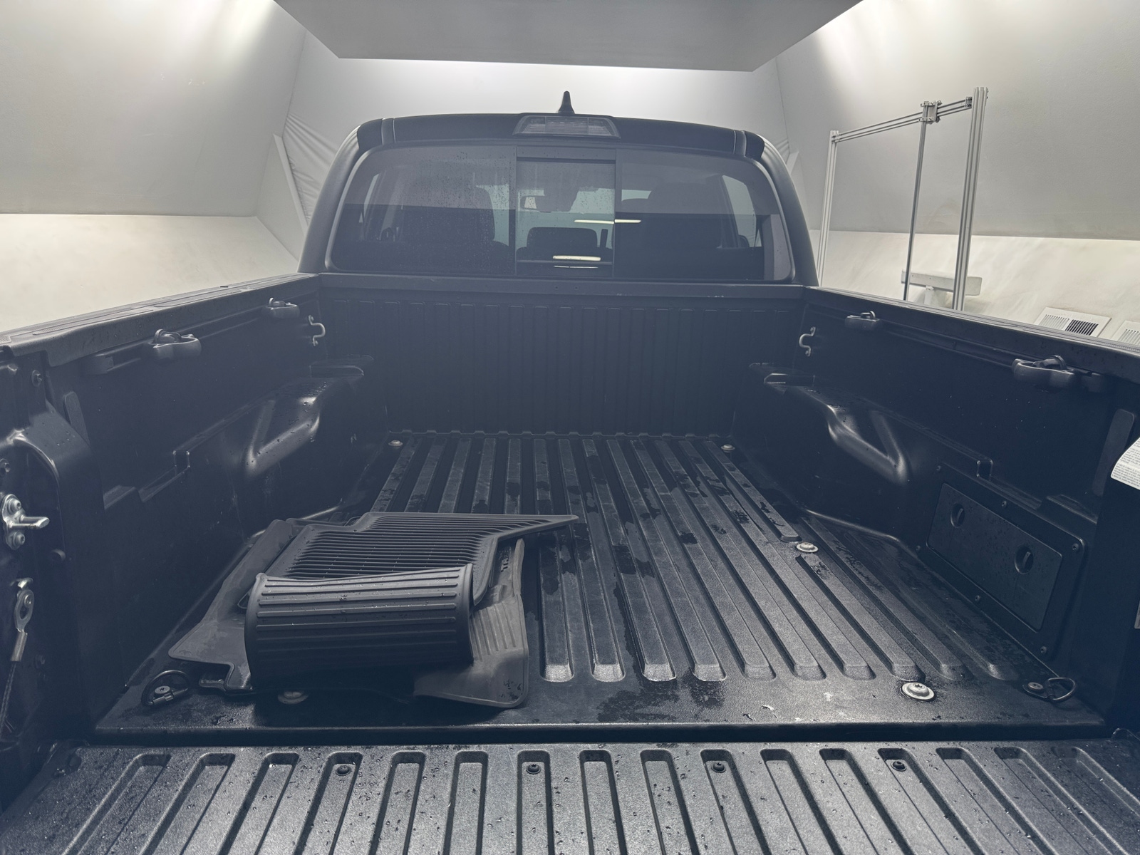 Thumbnail: 2022 Toyota Tacoma - 7
