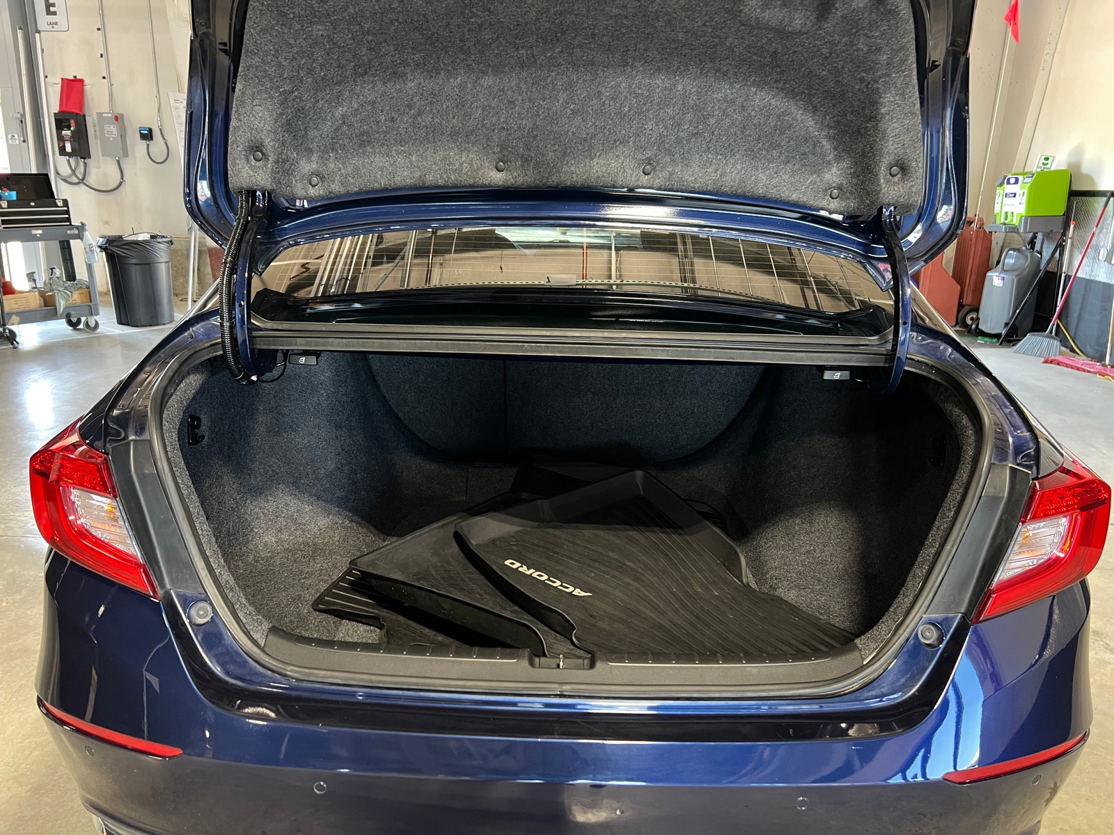 Thumbnail: 2019 Honda Accord - 6
