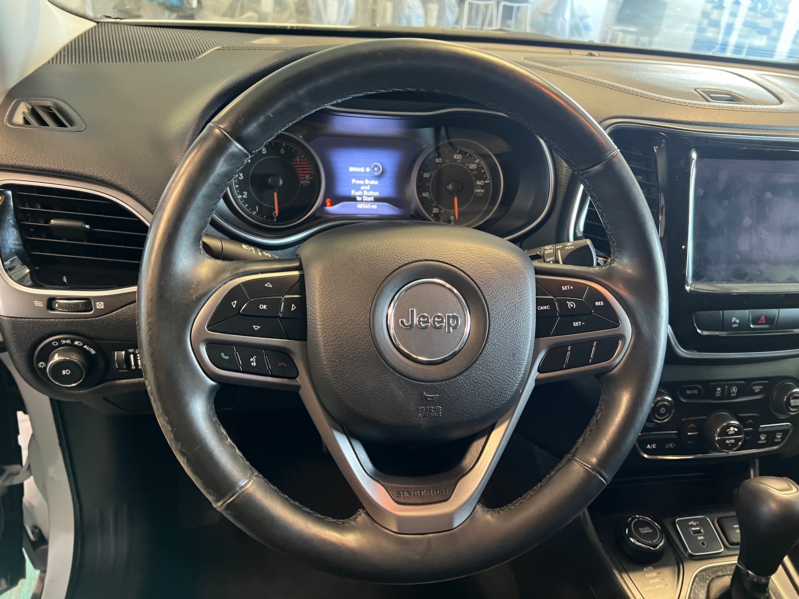Thumbnail: 2019 Jeep Cherokee - 4
