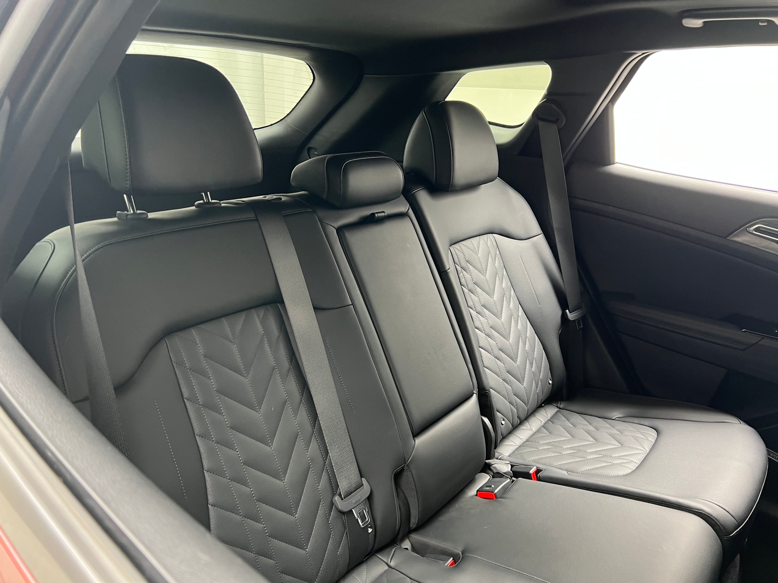 Thumbnail: 2023 Kia Sportage - 5