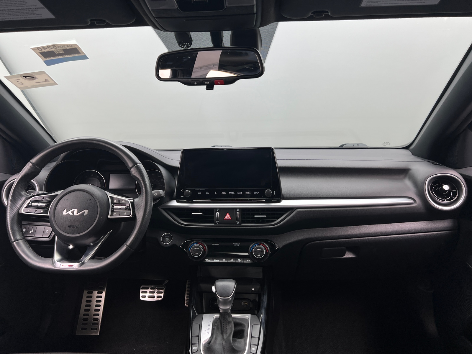 Thumbnail: 2024 Kia Forte - 3